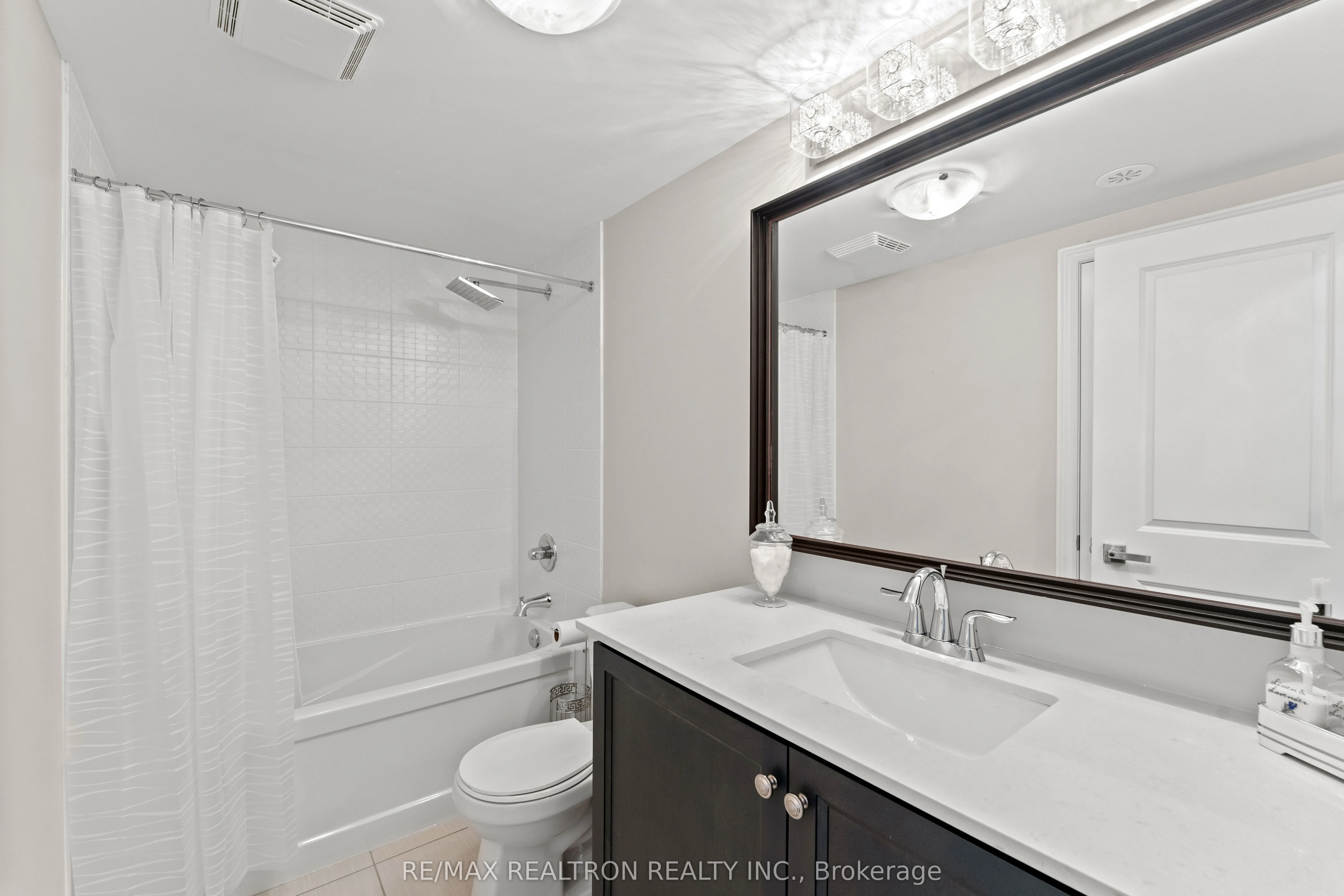 1331 Major Mackenzie Drive, #30