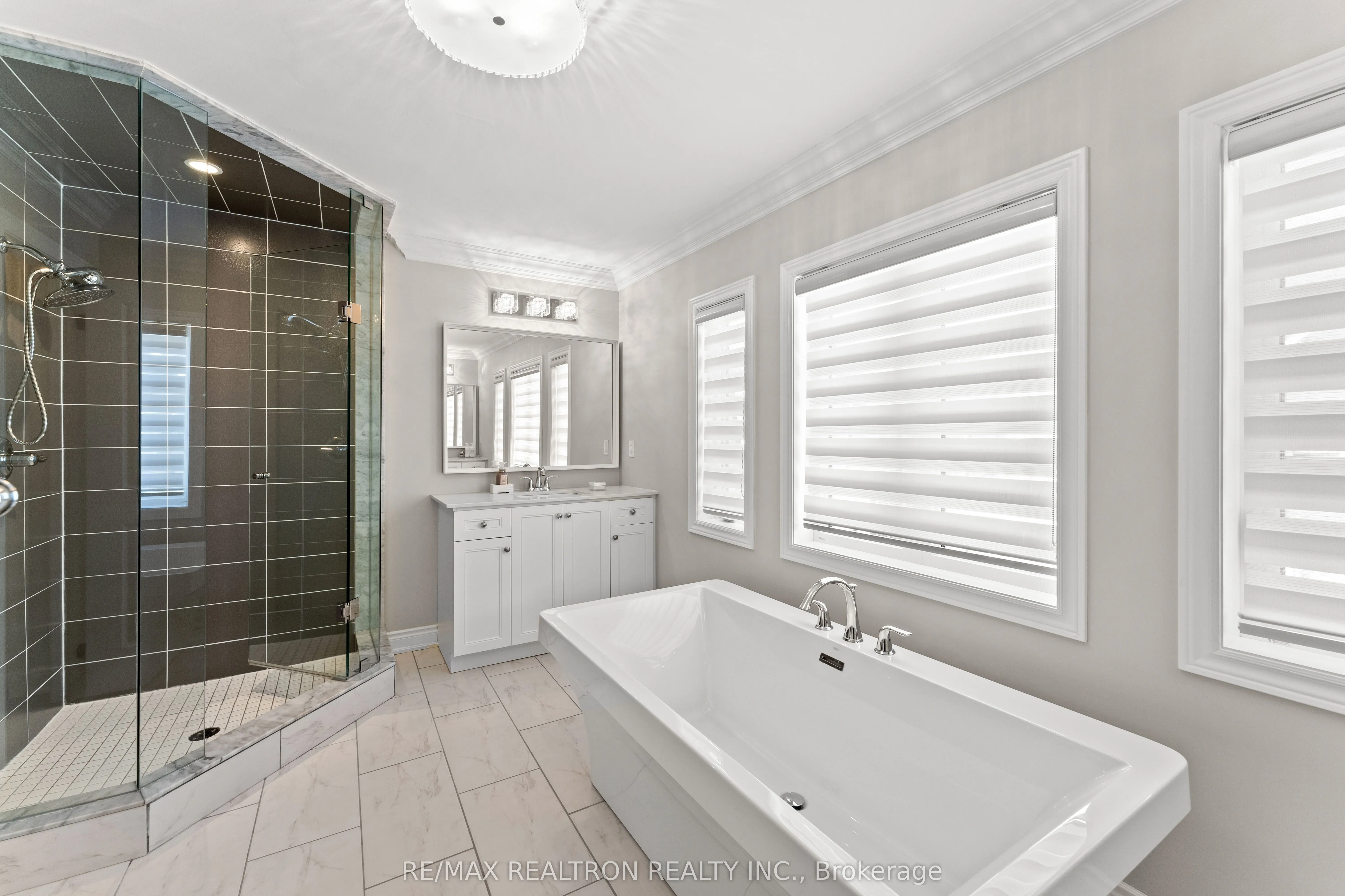 1331 Major Mackenzie Drive, #30