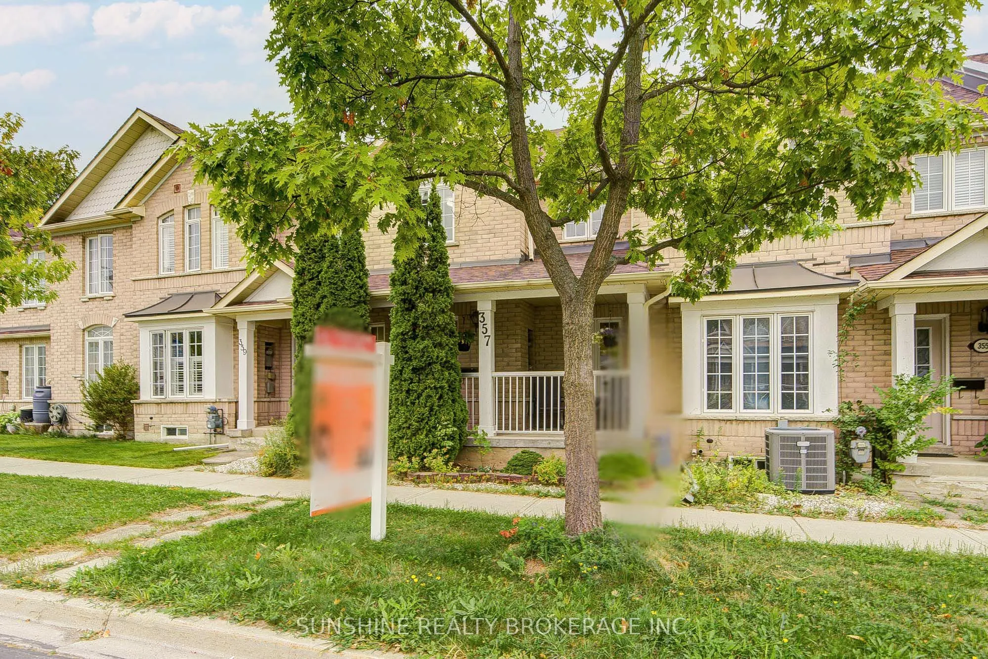 357 Bur Oak Avenue