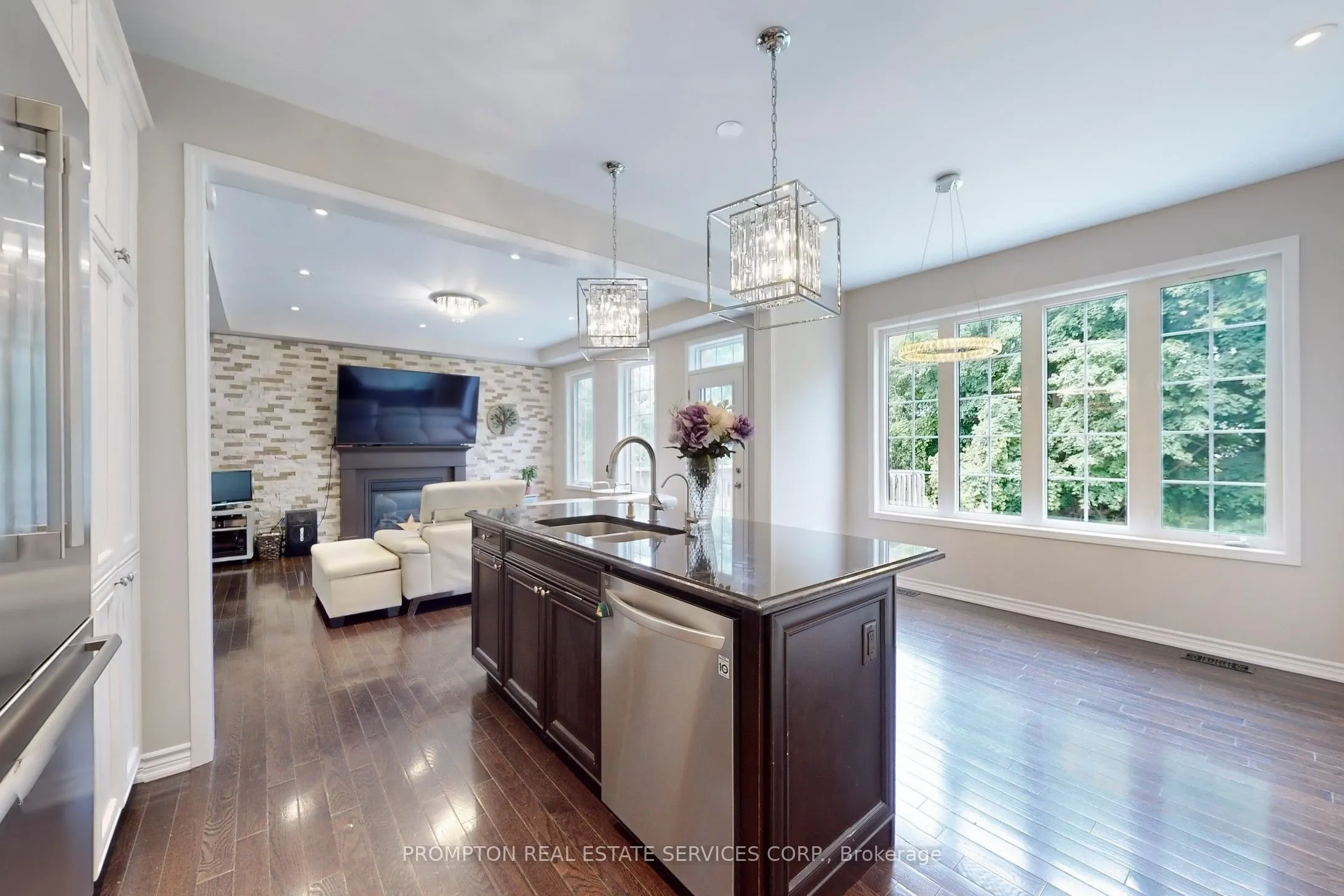 333 Thomas Phillips Drive