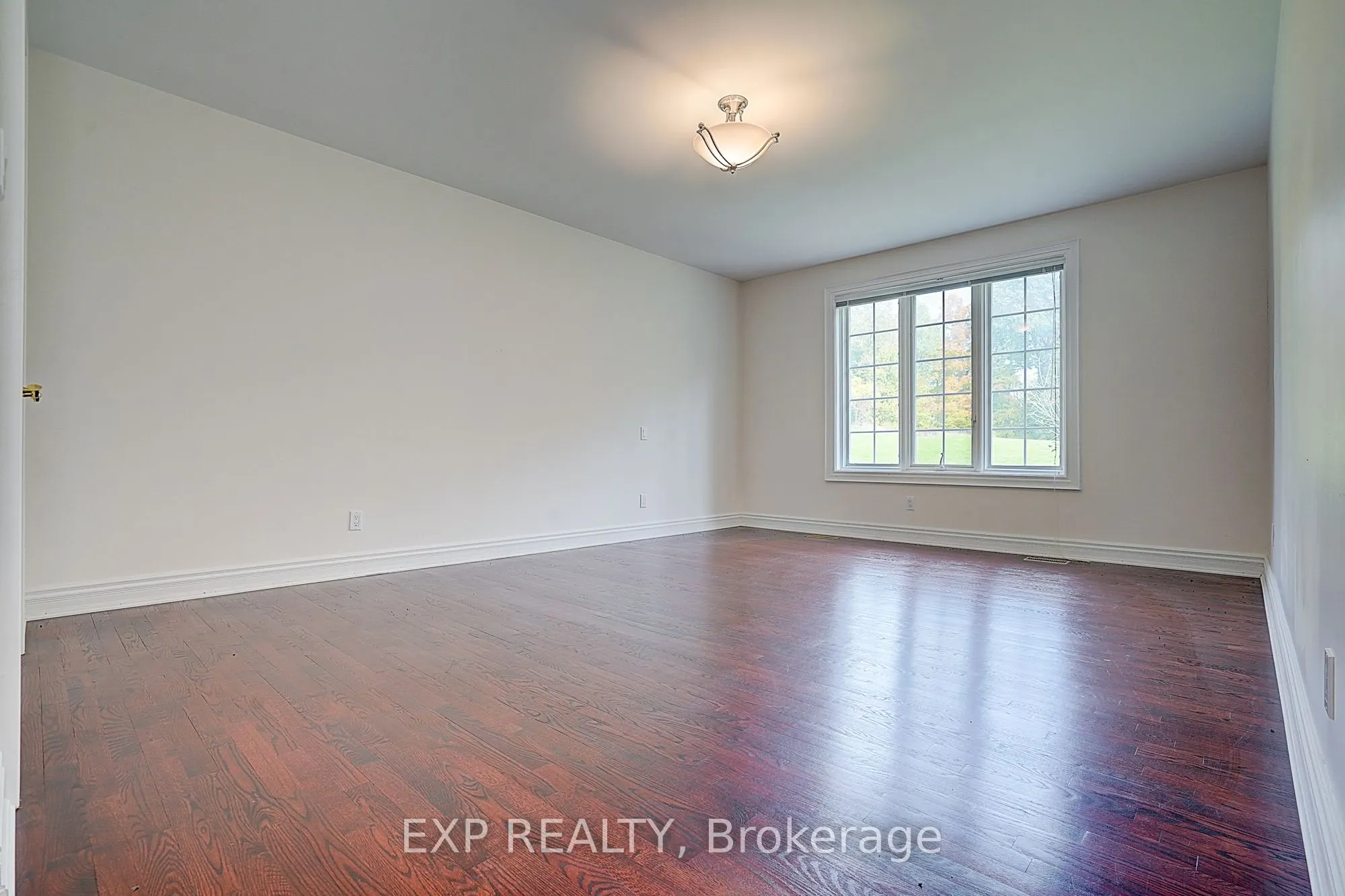 77 Silver Fox Place