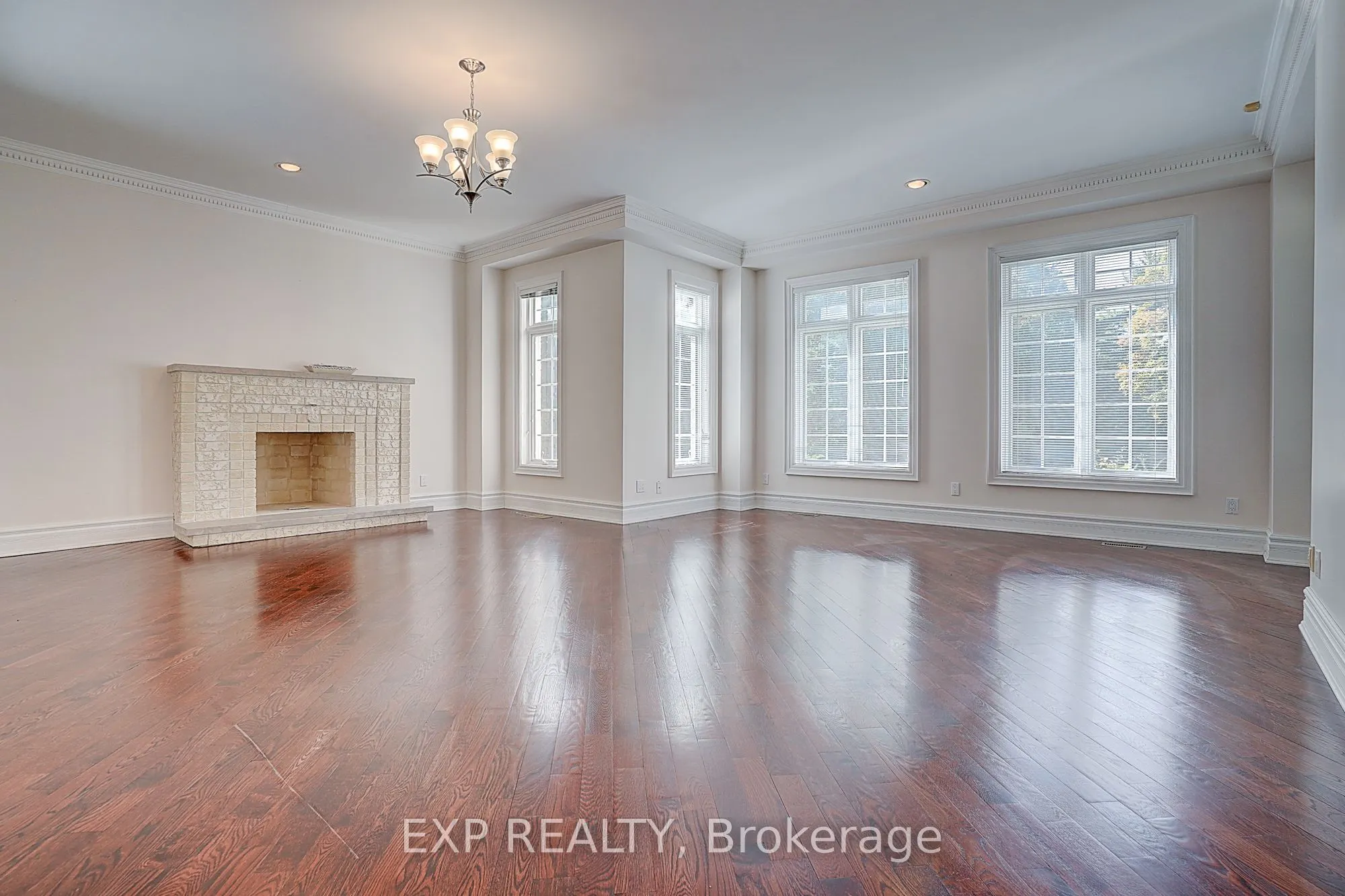 77 Silver Fox Place