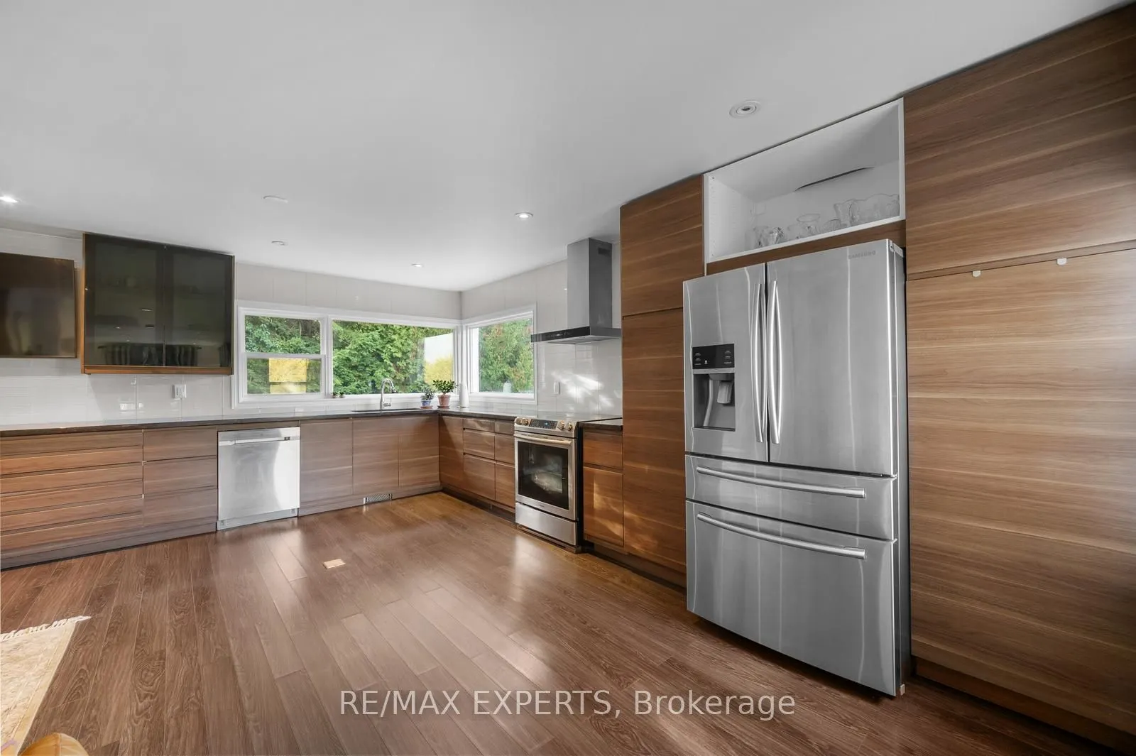 2821 Mt Albert Road