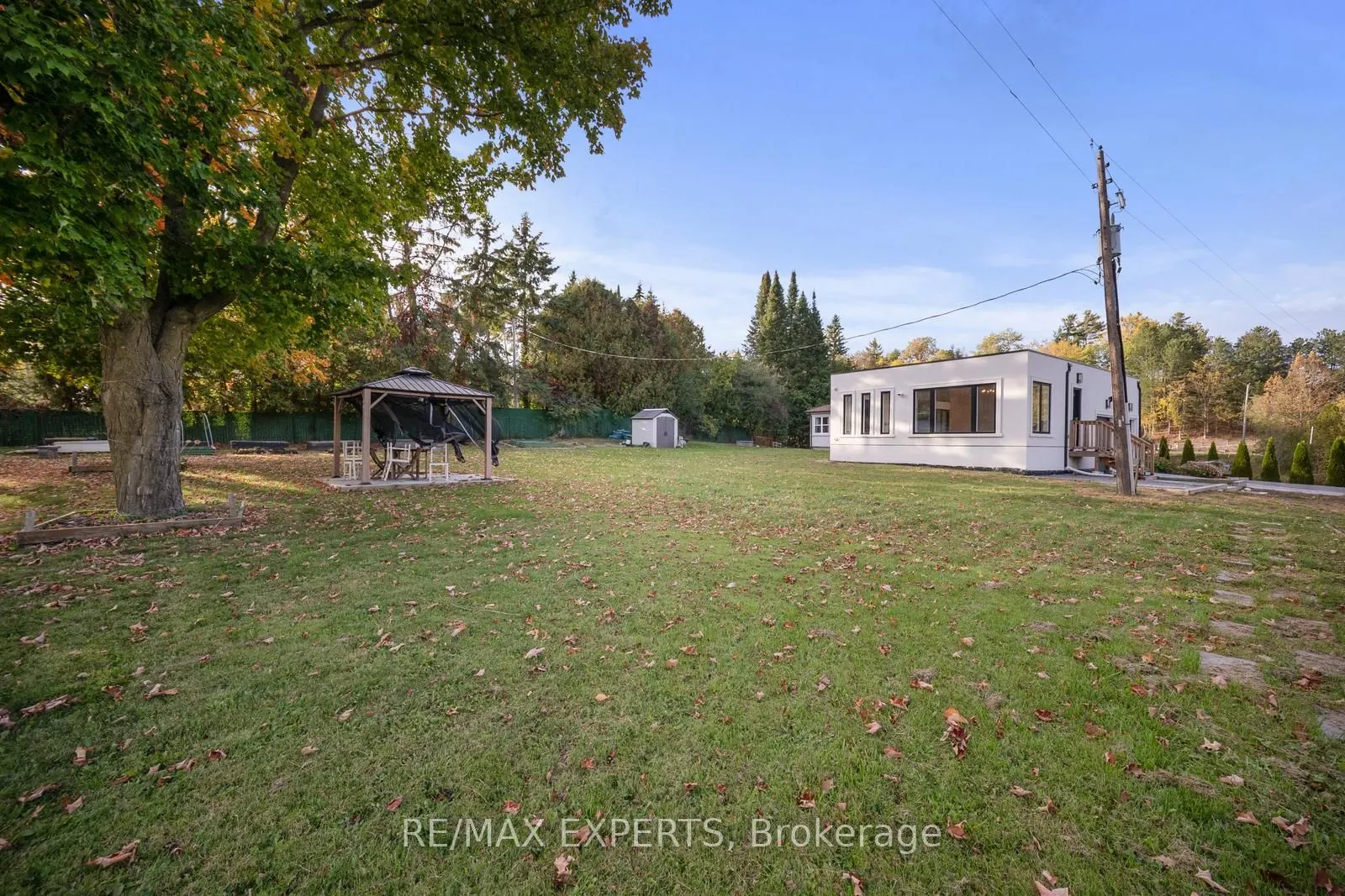 2821 Mt Albert Road