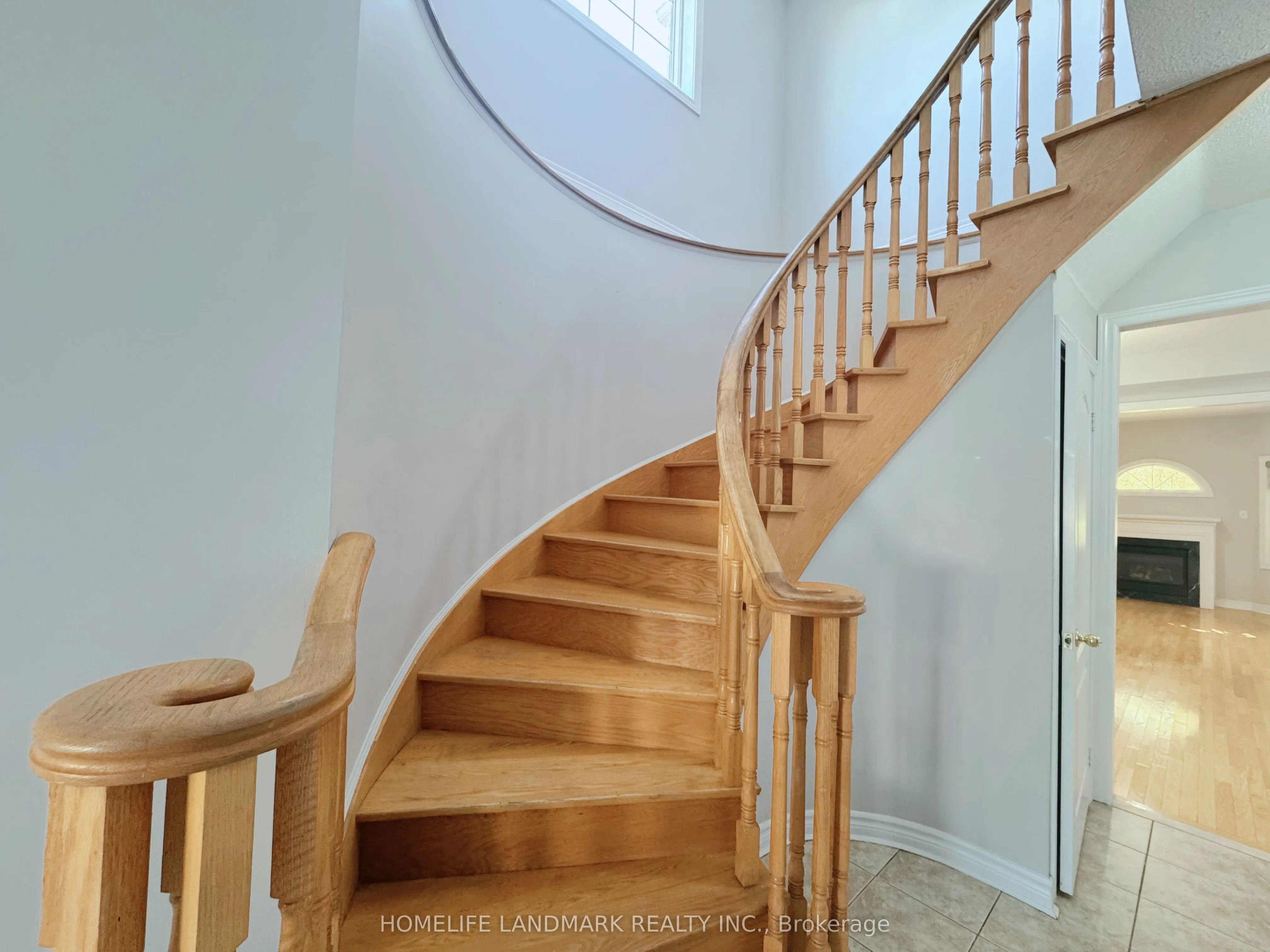 86 Andes Crescent