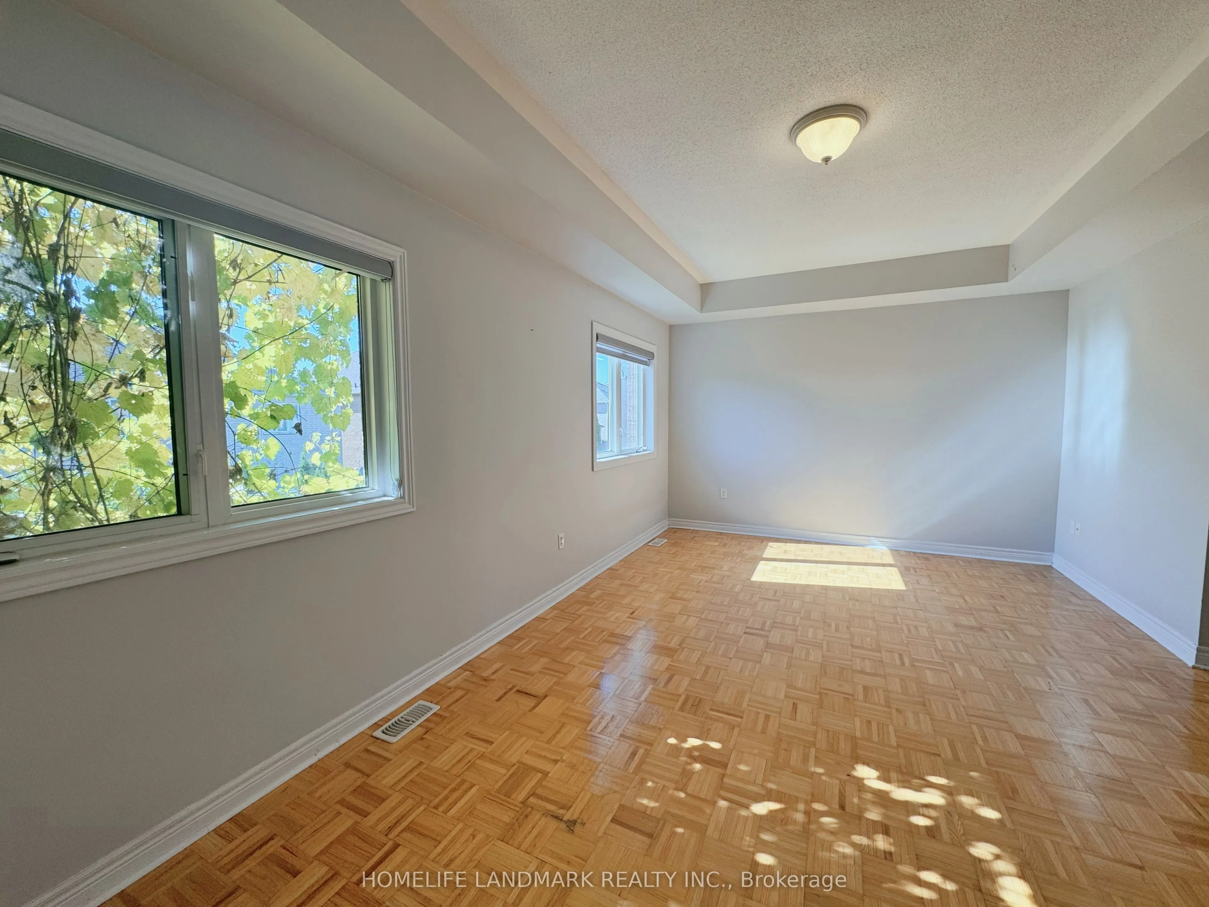 86 Andes Crescent