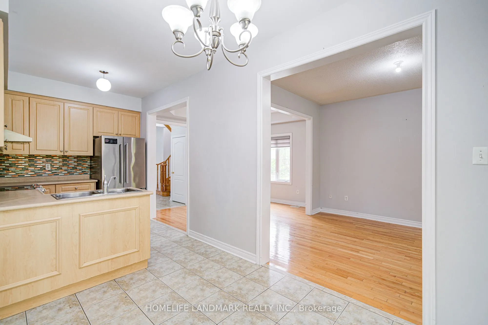 86 Andes Crescent