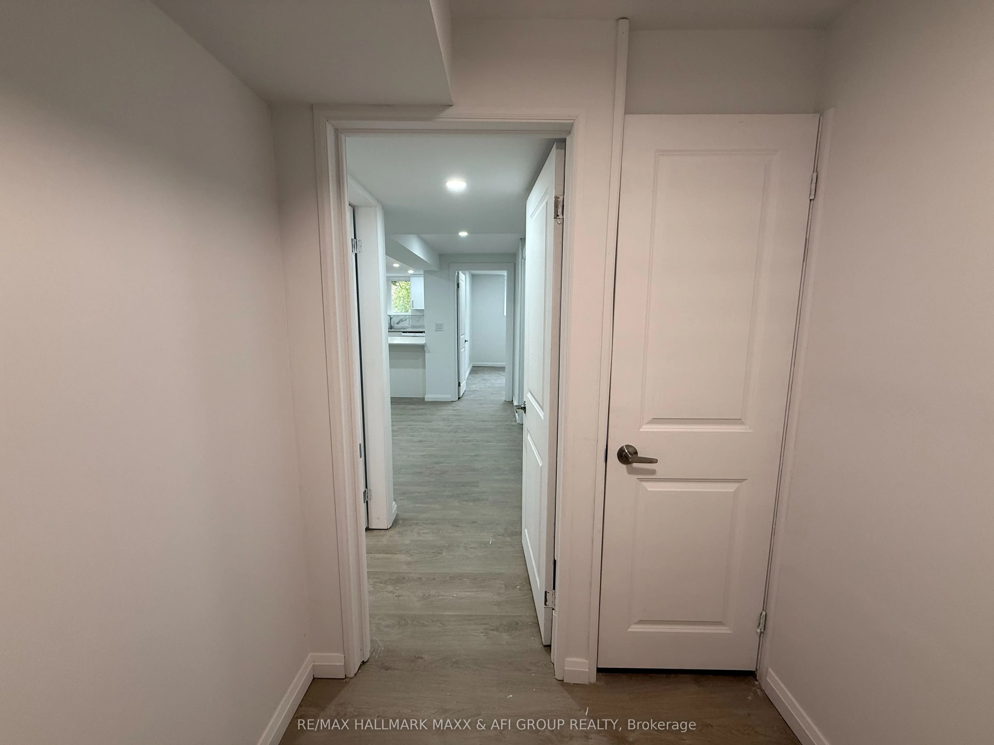 374 Rita's Avenue, #Lower
