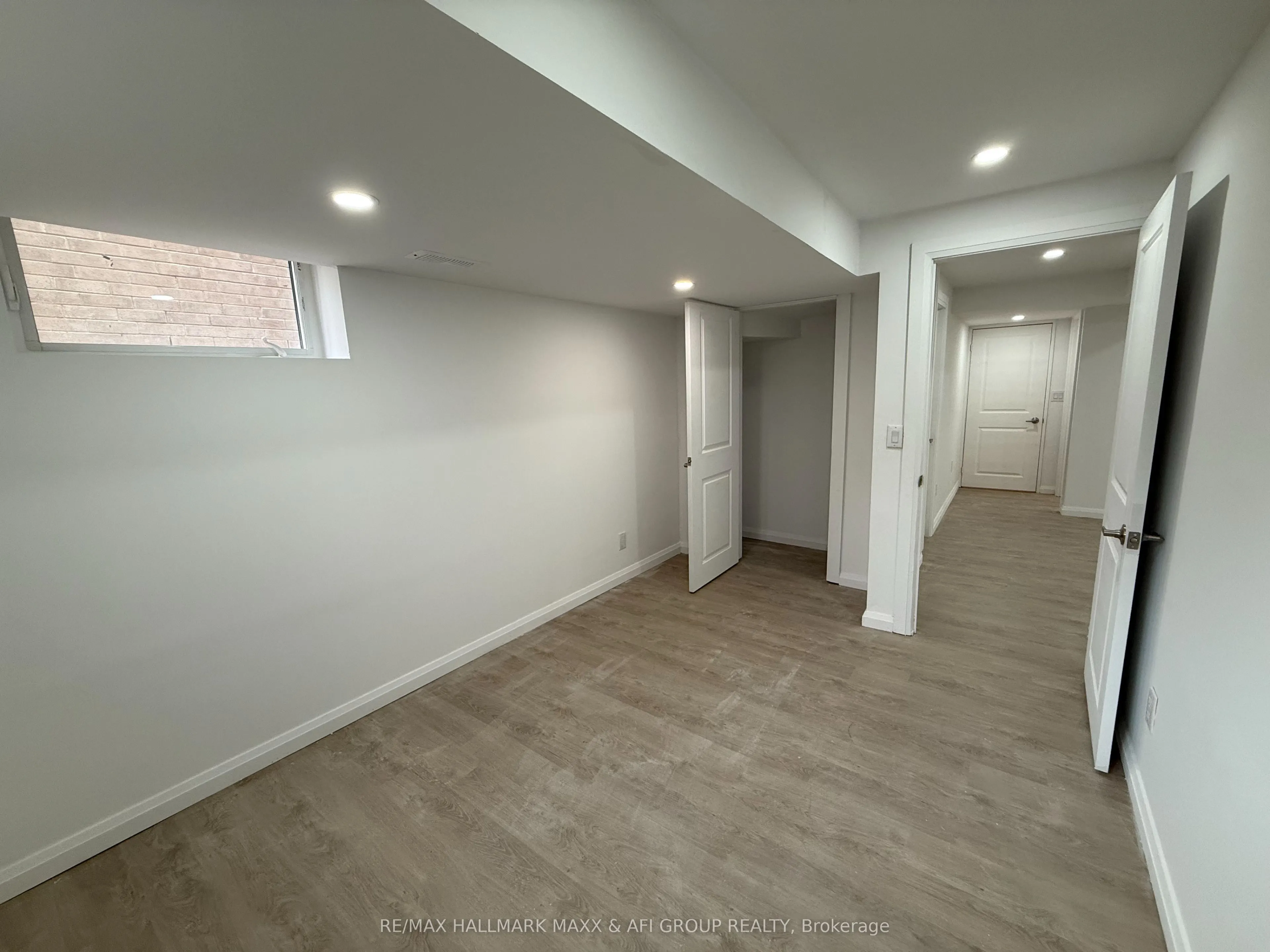 374 Rita's Avenue, #Lower
