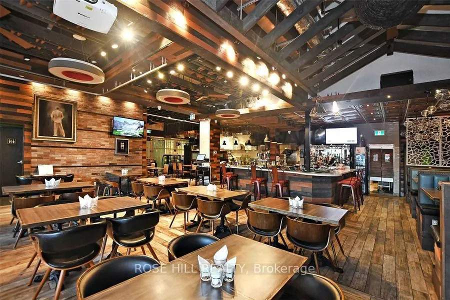 7181 Yonge Street, #10