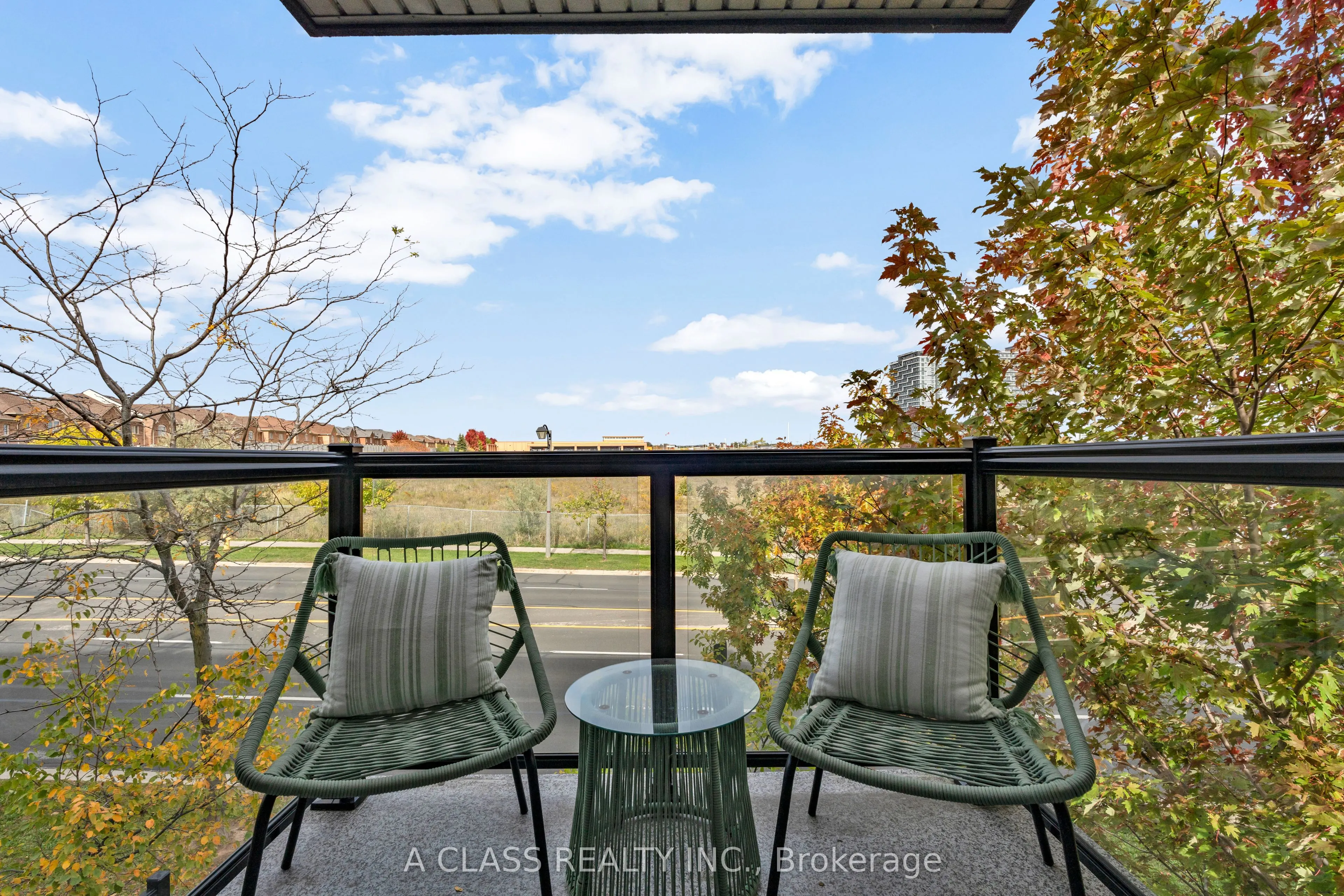 1669 Bur Oak Avenue, #7