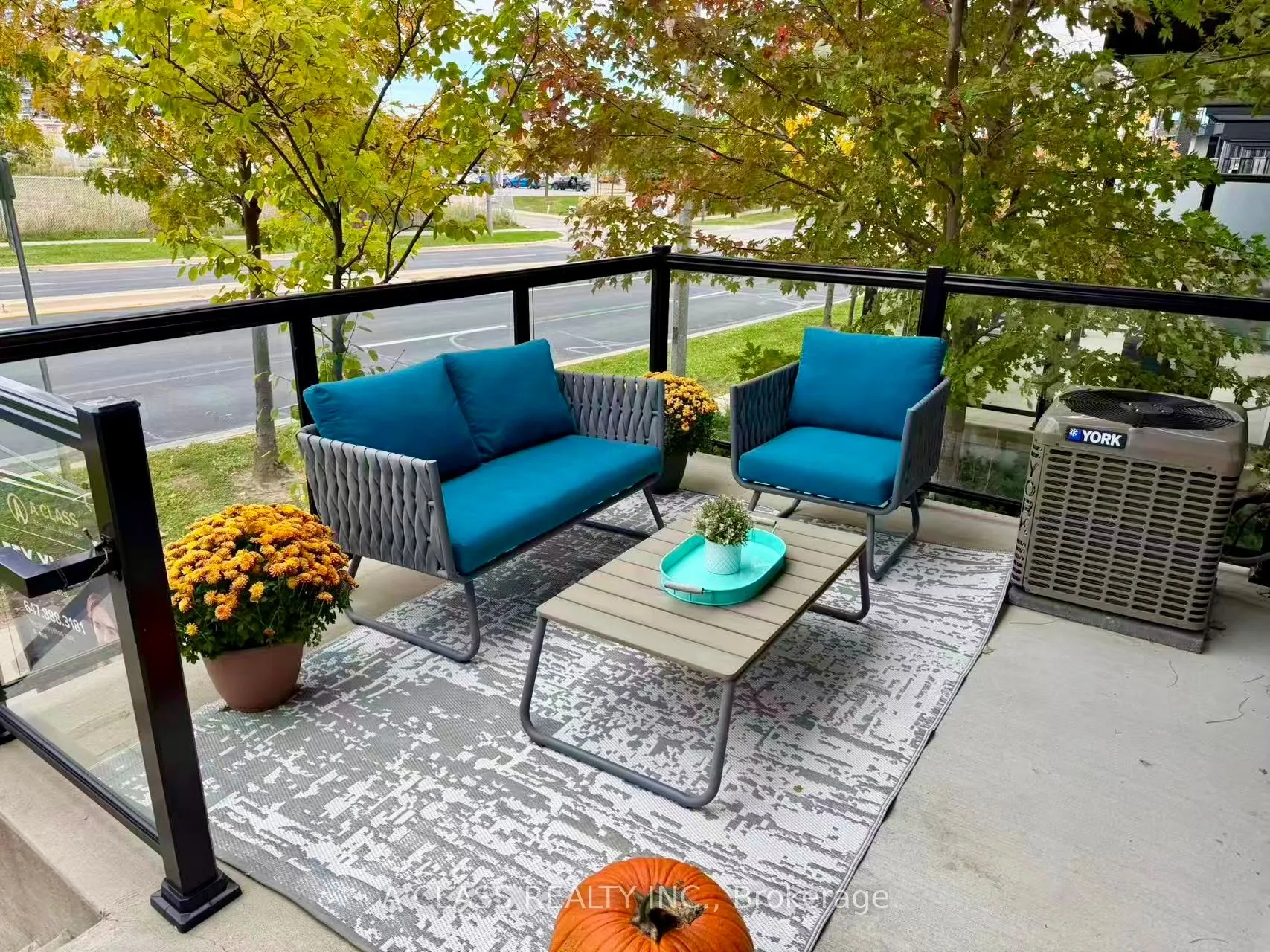 1669 Bur Oak Avenue, #7