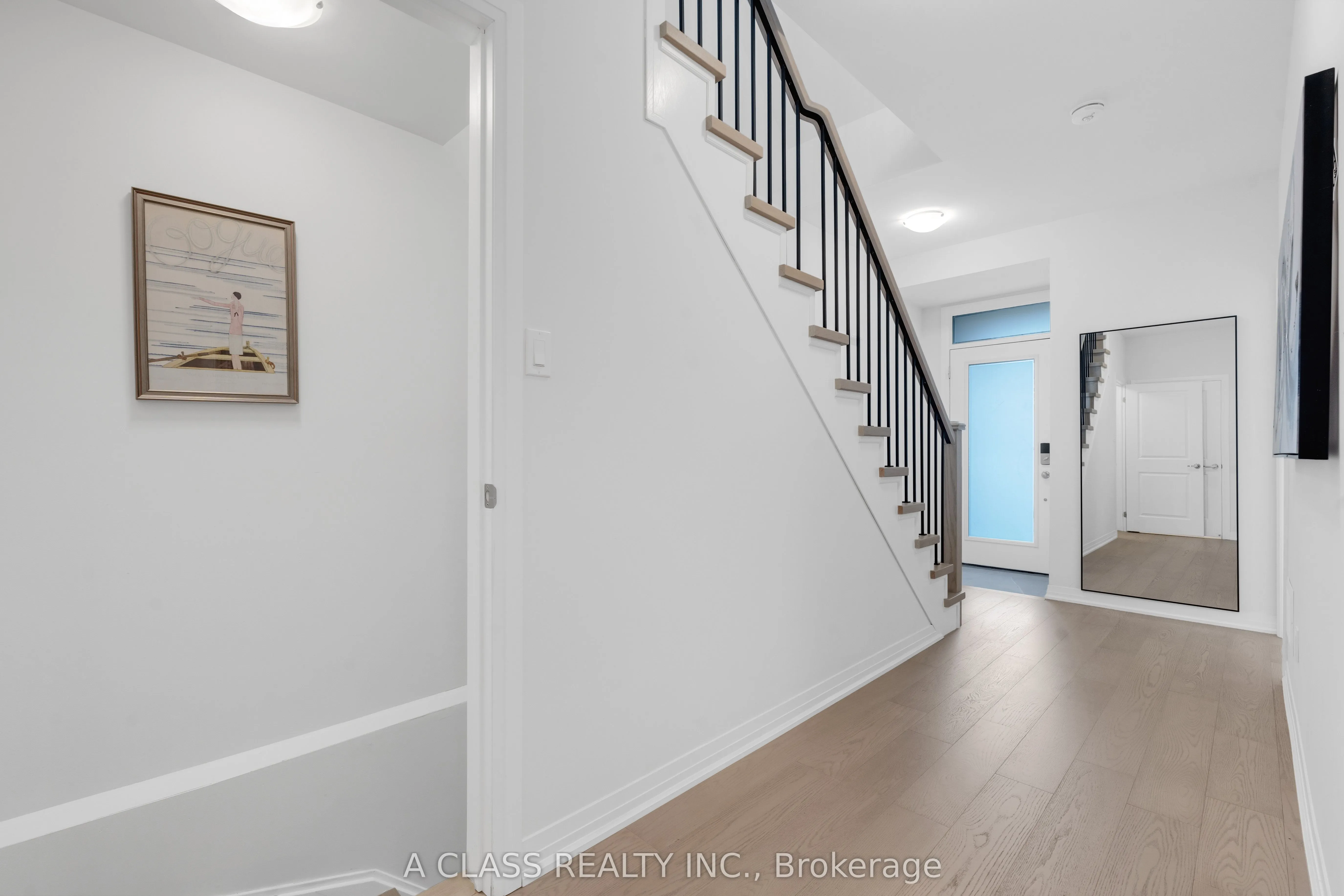 1669 Bur Oak Avenue, #7