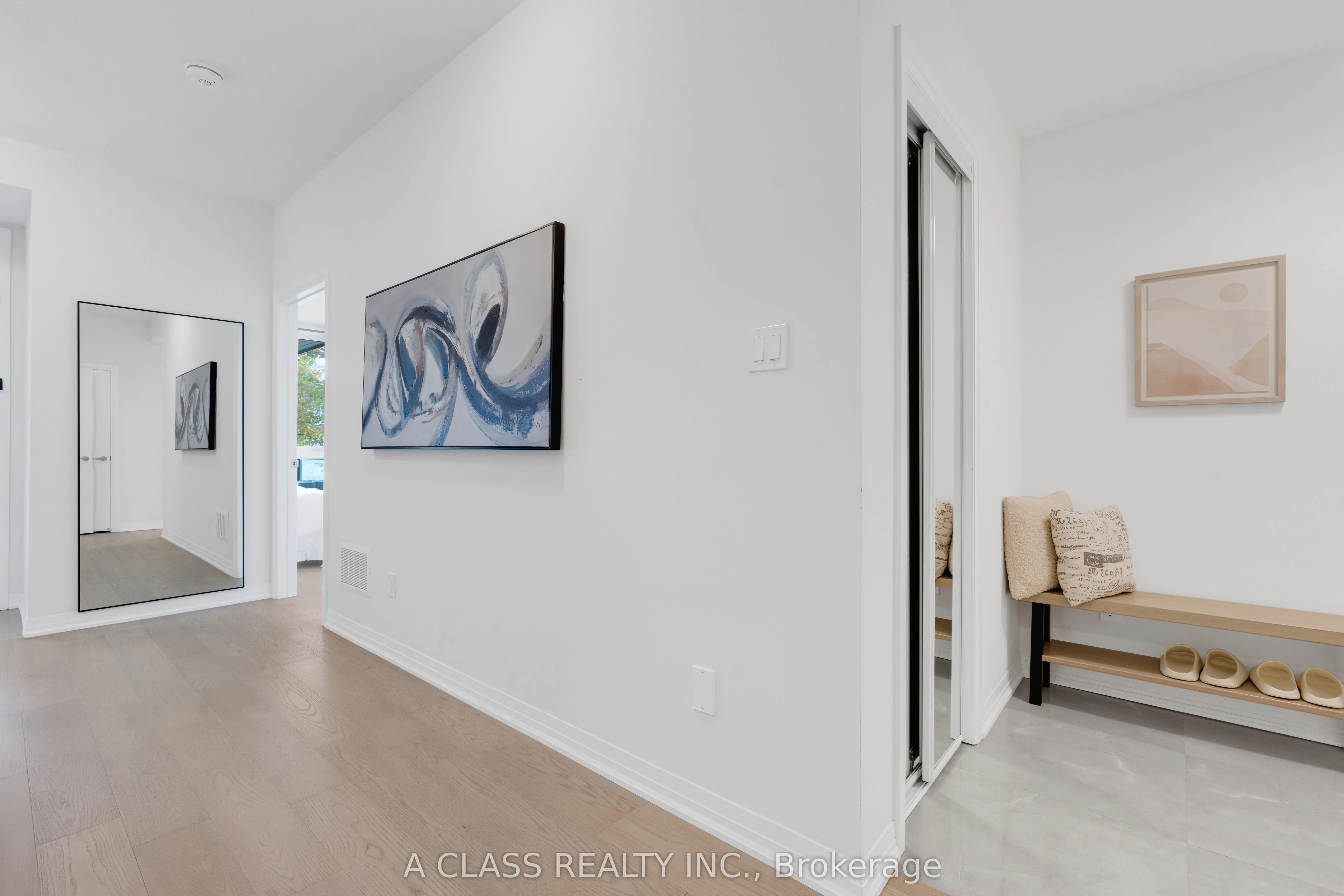1669 Bur Oak Avenue, #7