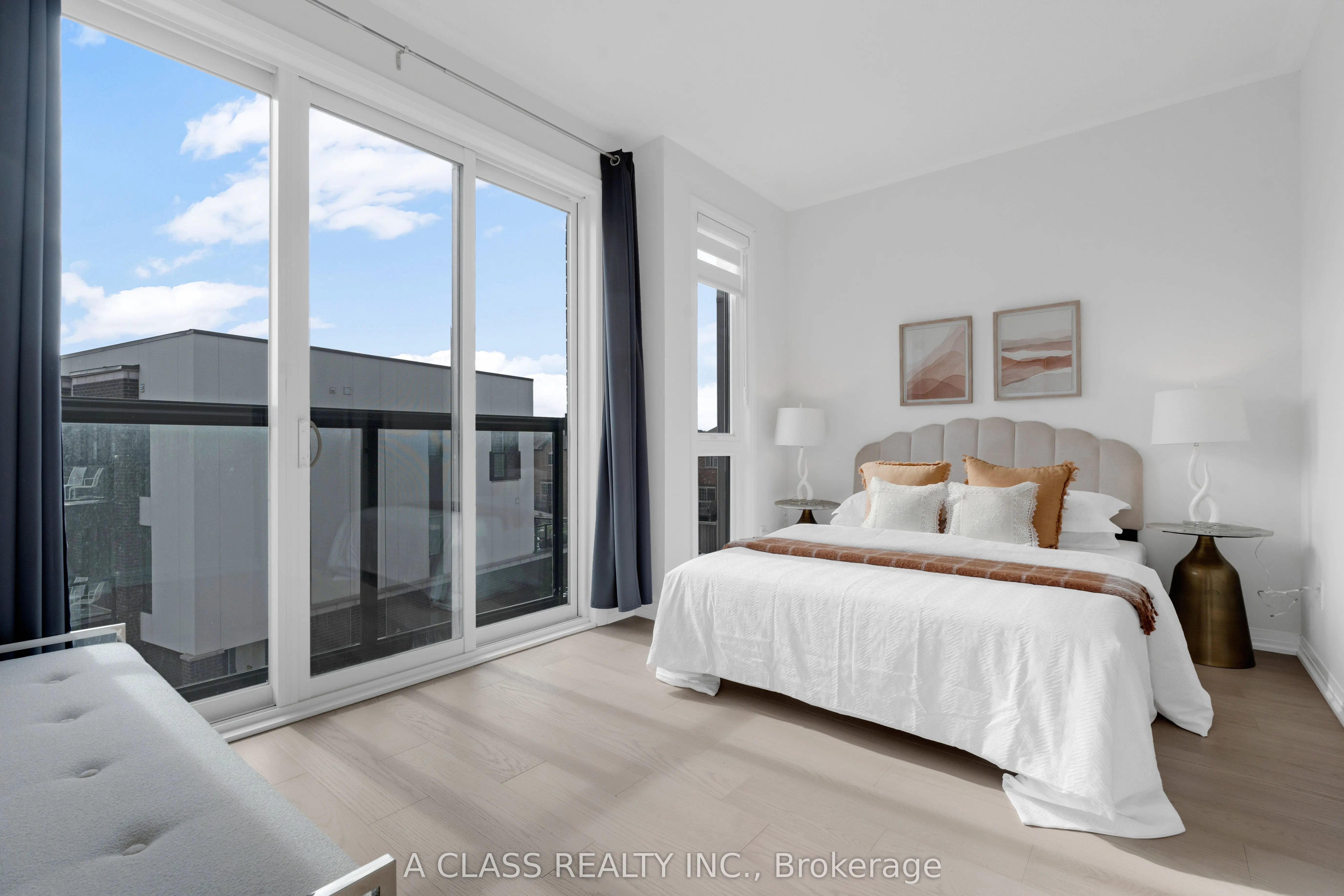 1669 Bur Oak Avenue, #7