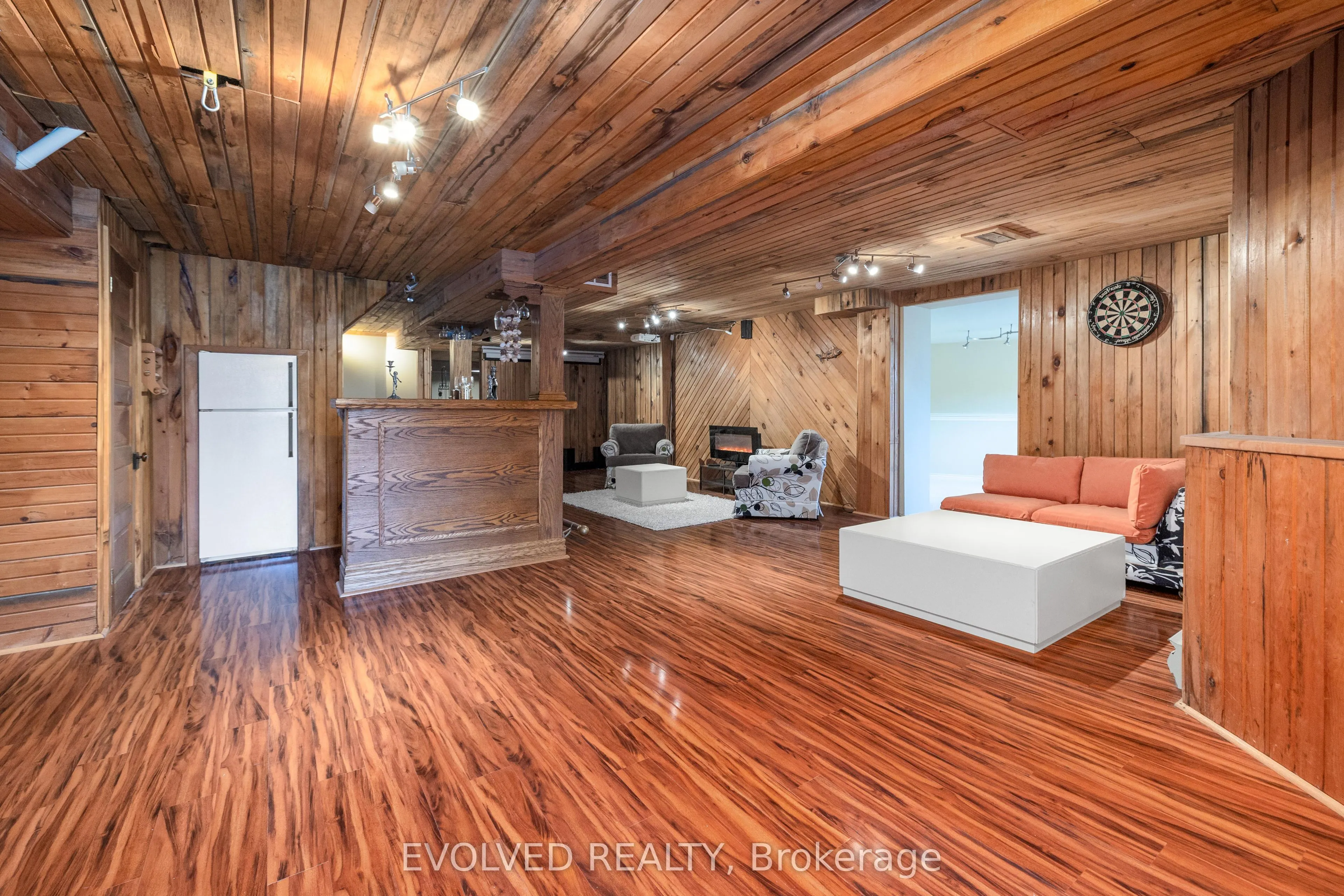 40 Rosemount Avenue, #Lower level