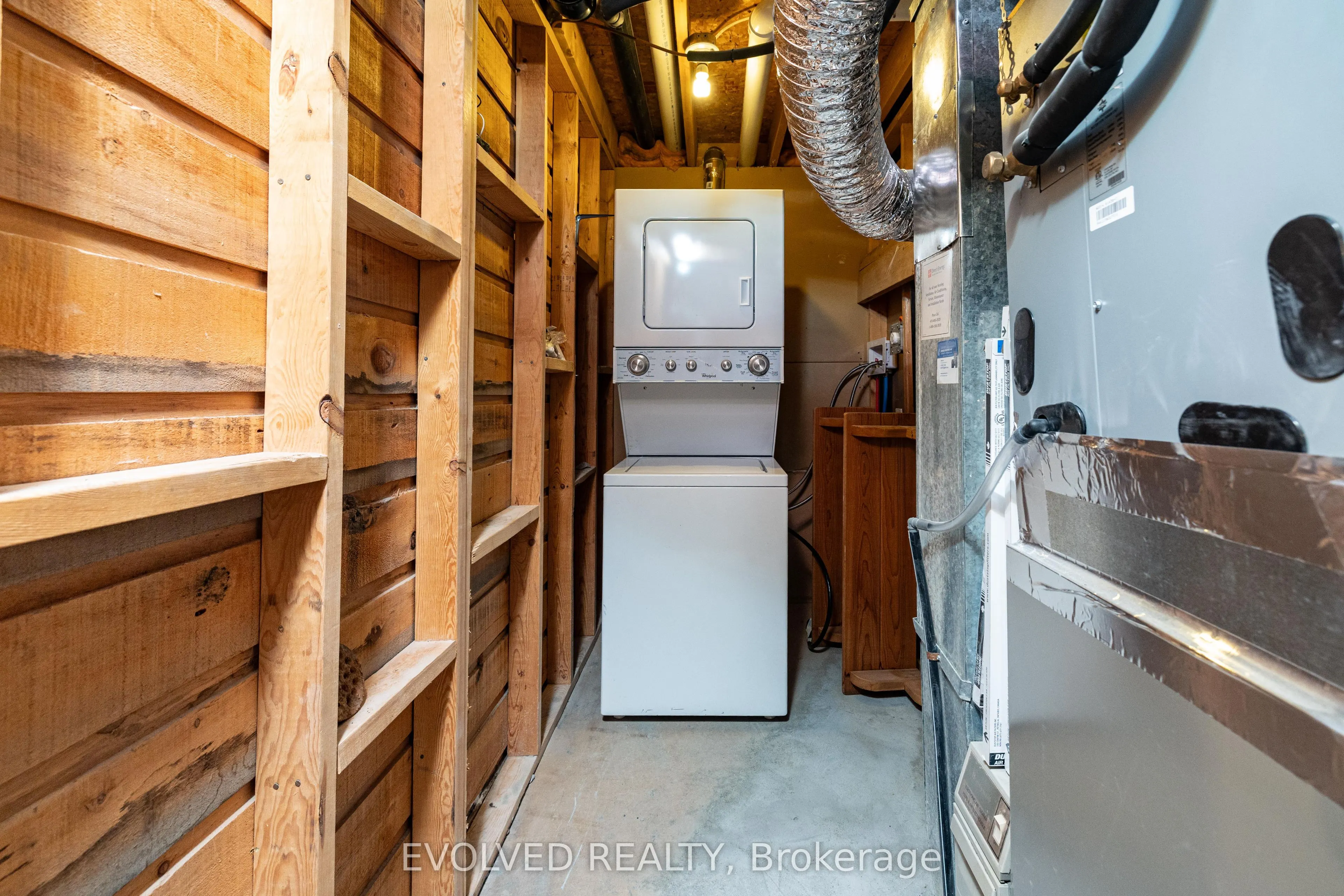 40 Rosemount Avenue, #Lower level