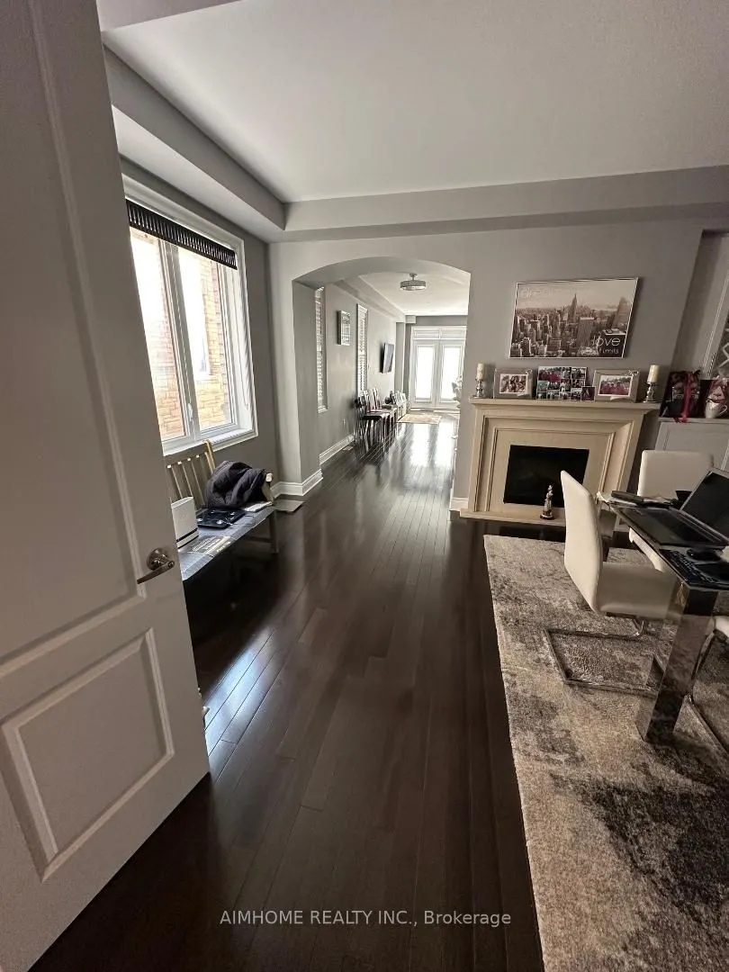 18 Bristlewood Crescent