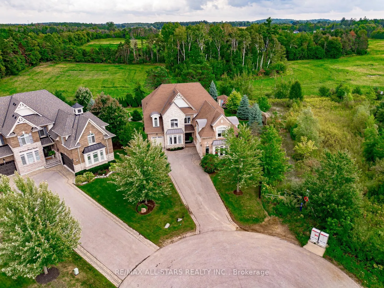 35 Somer Rumm Court