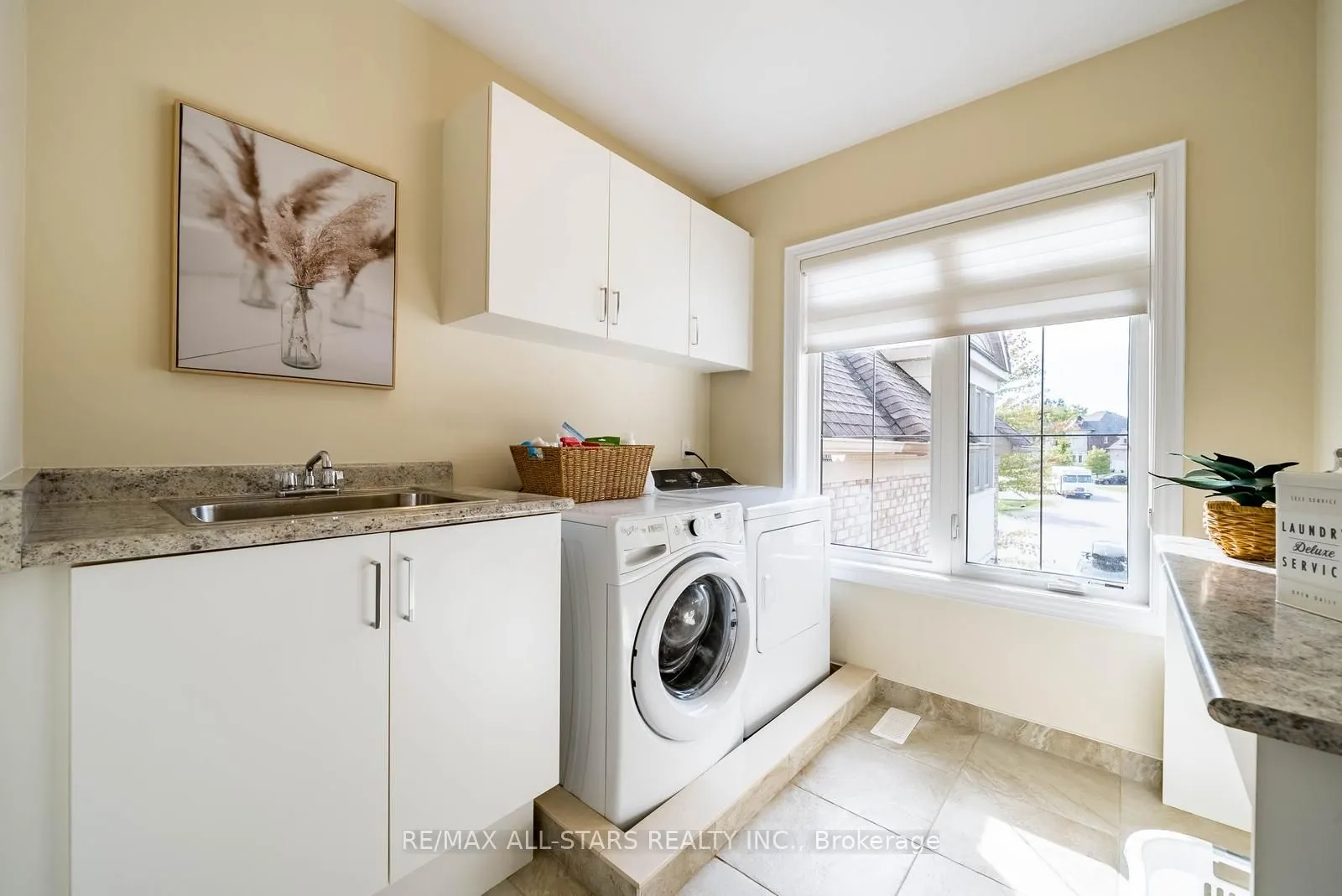 35 Somer Rumm Court