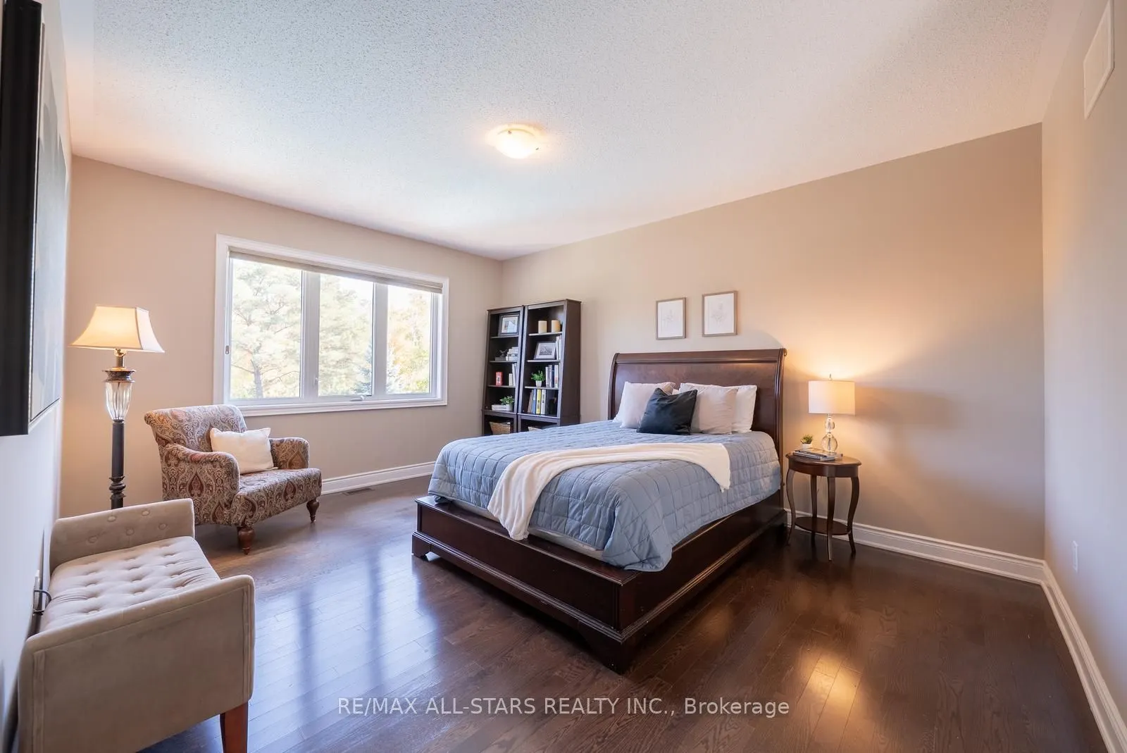 35 Somer Rumm Court