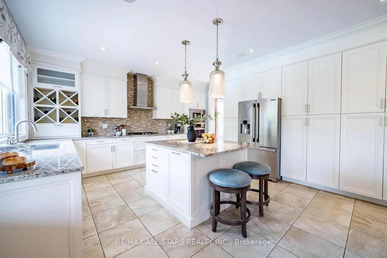 35 Somer Rumm Court