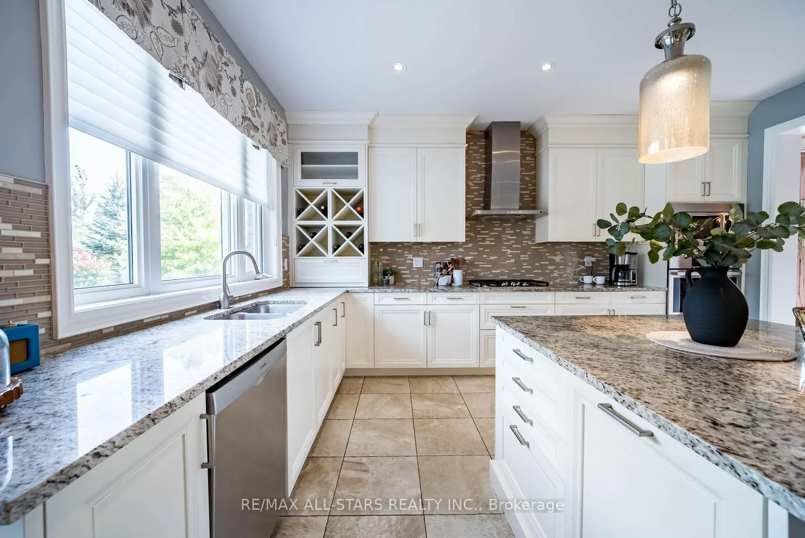 35 Somer Rumm Court
