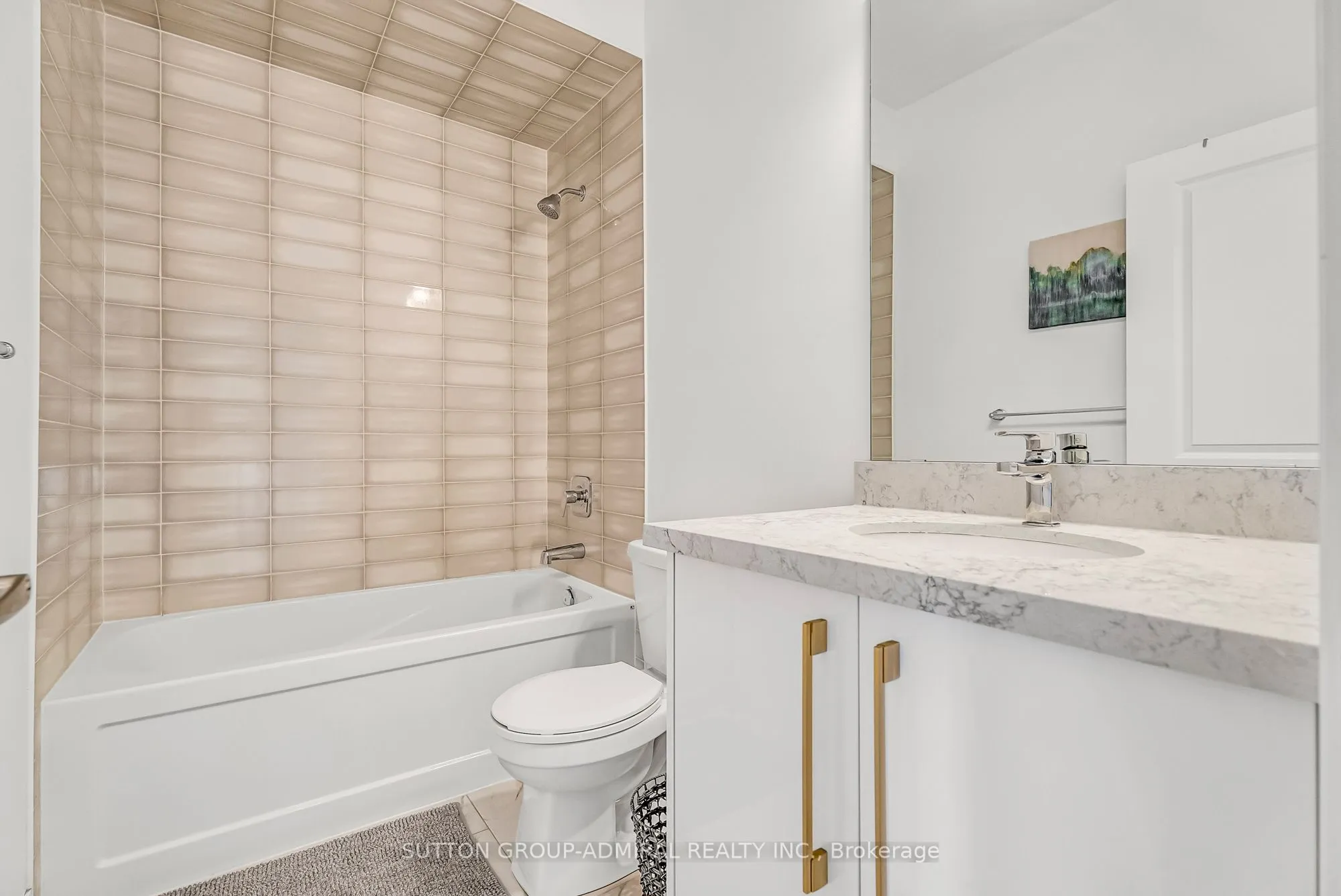 34 Globemaster Lane S