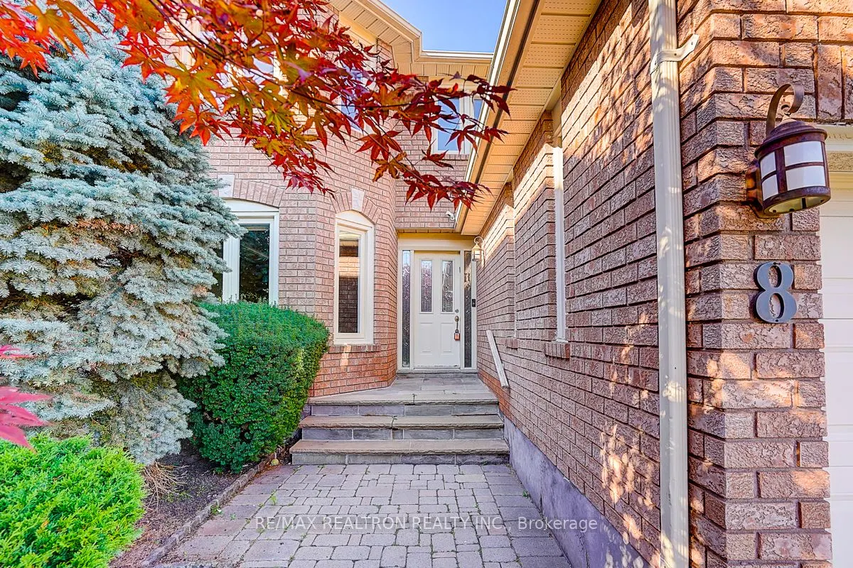 8 Rockley Court