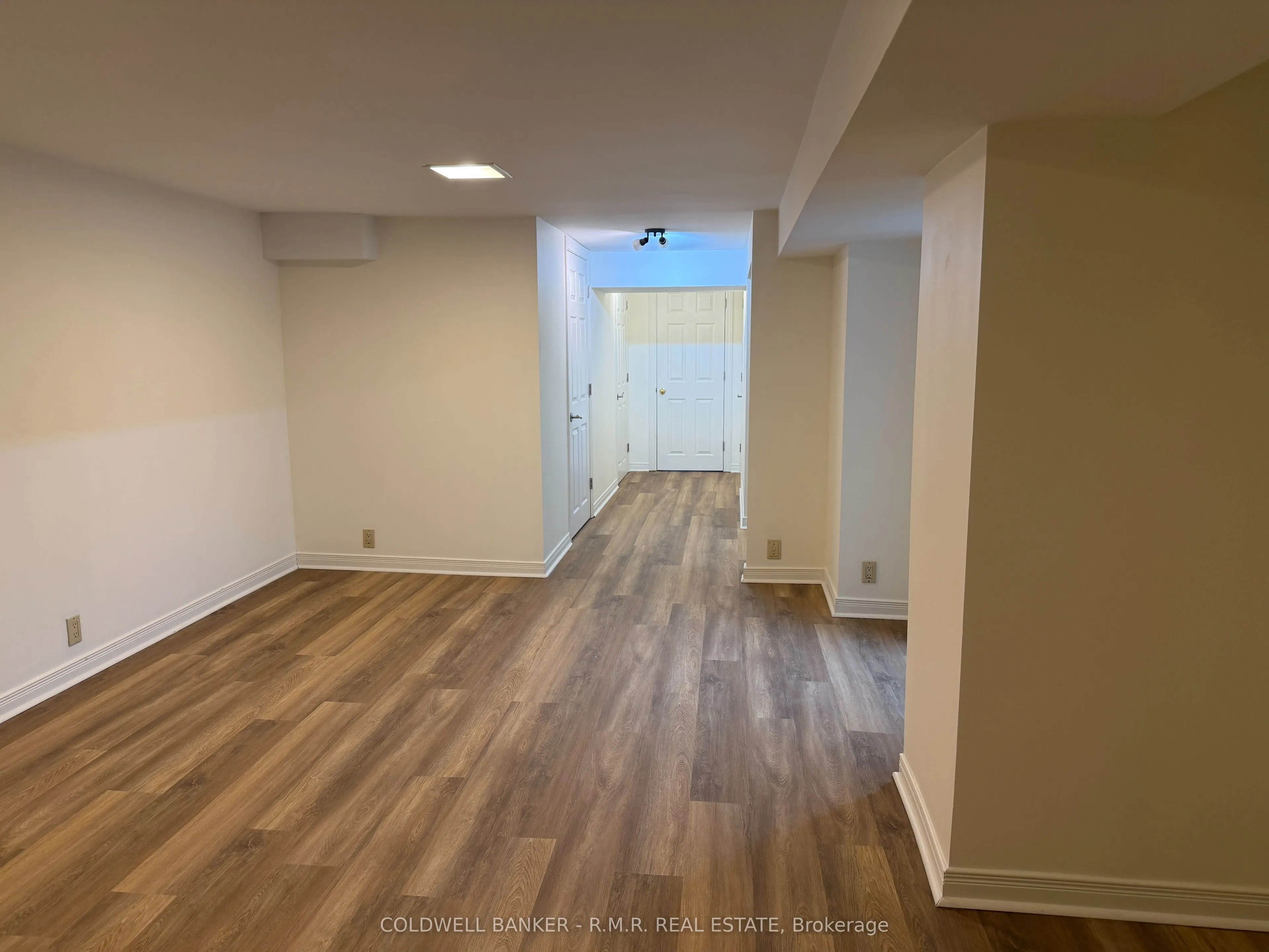 275 Silverbirch Drive