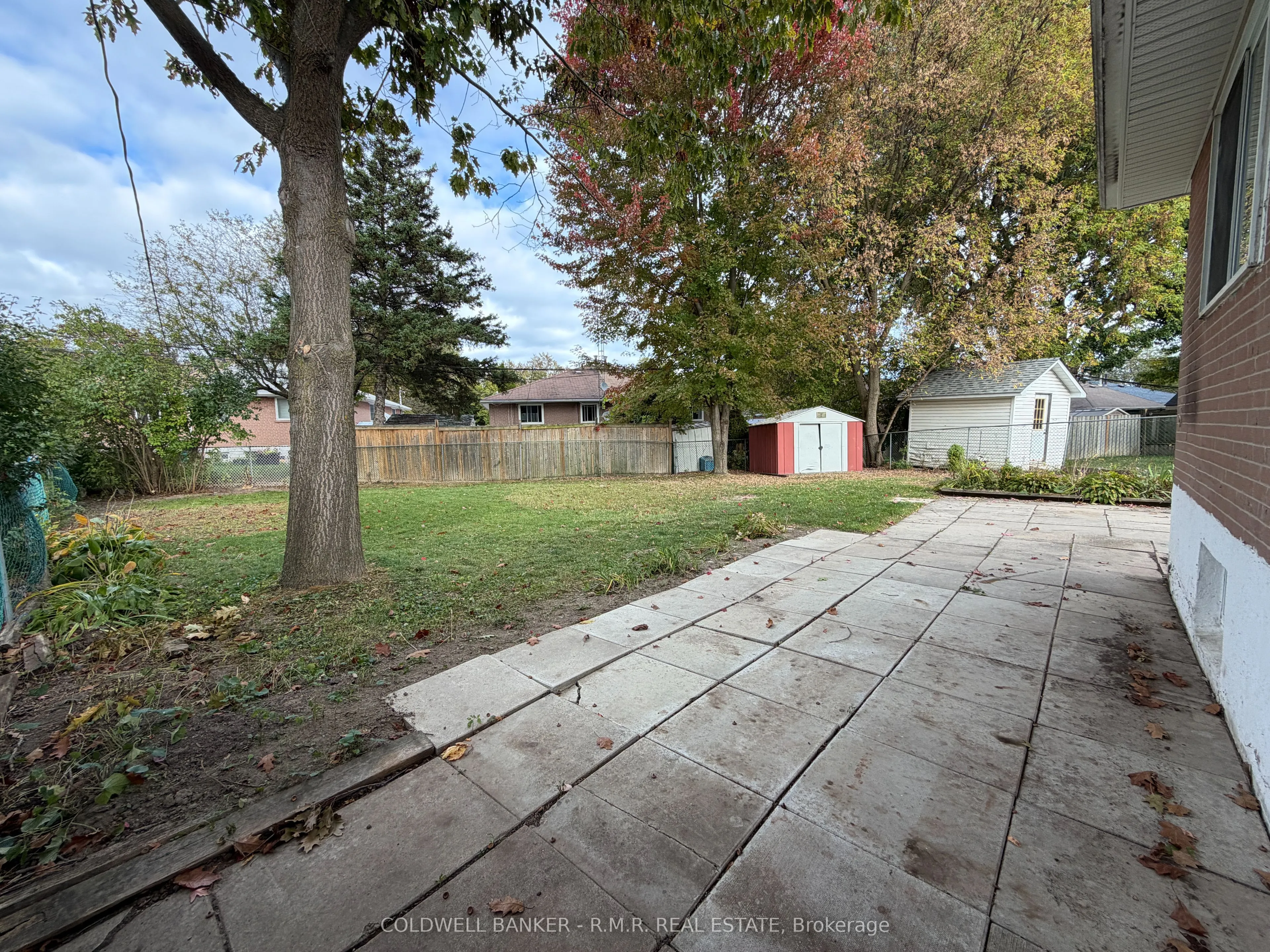 275 Silverbirch Drive