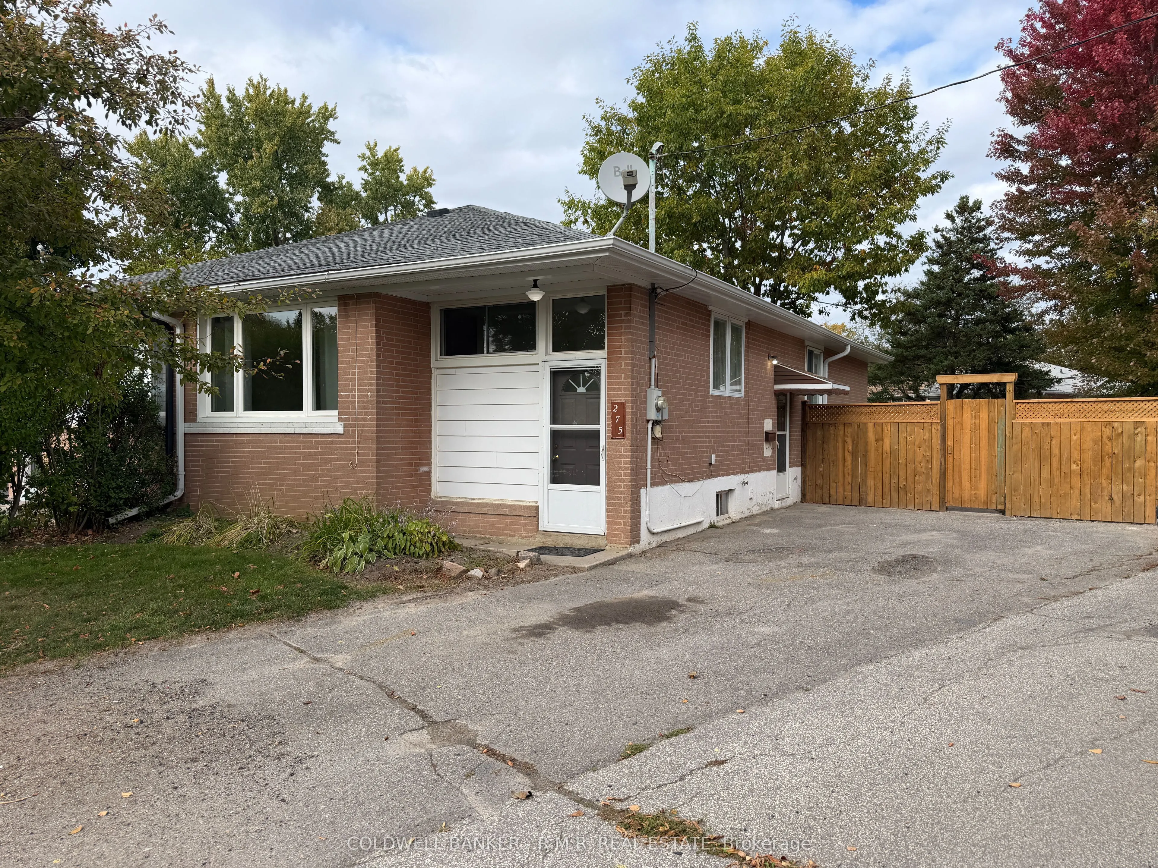 275 Silverbirch Drive