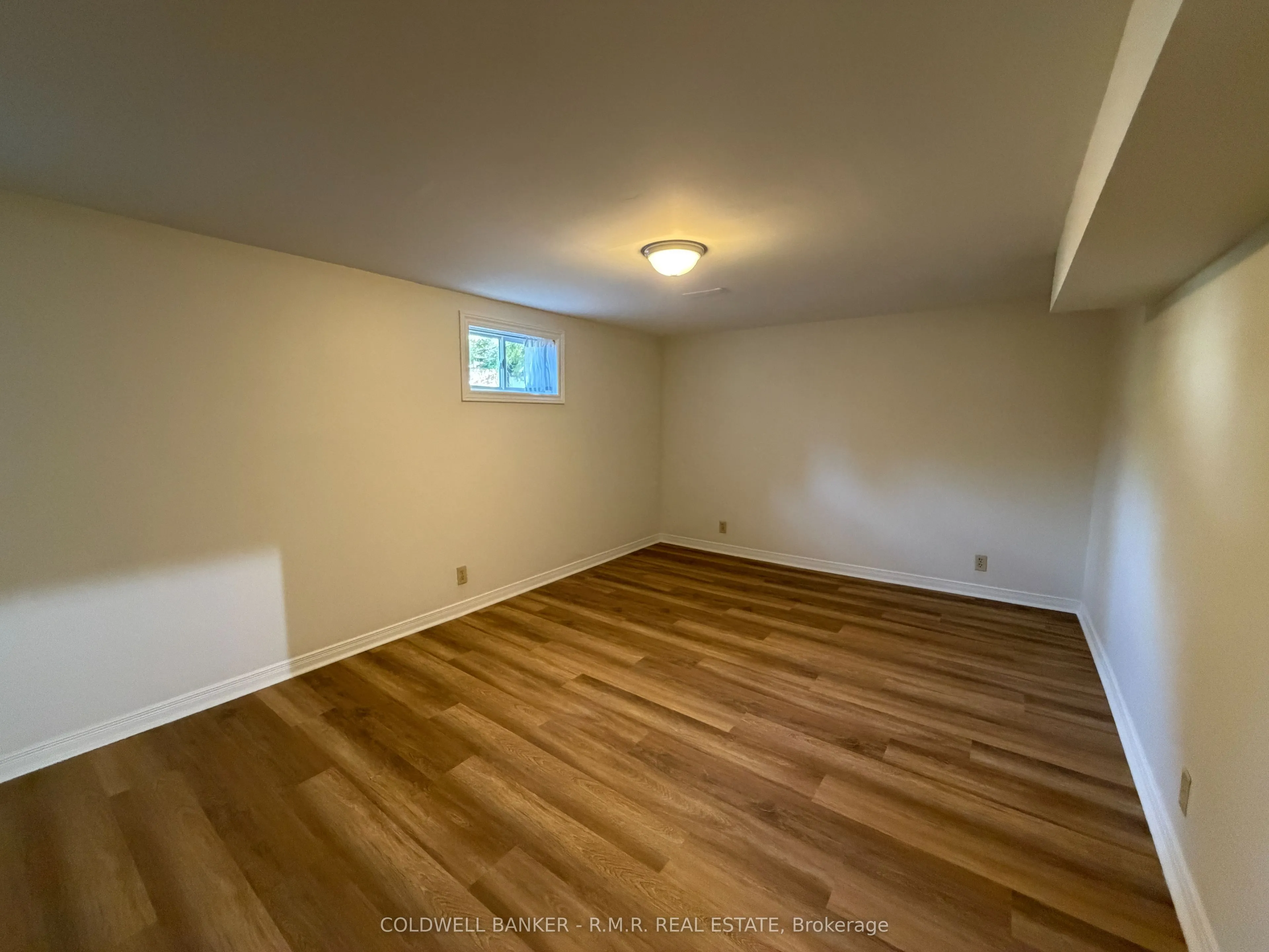 275 Silverbirch Drive