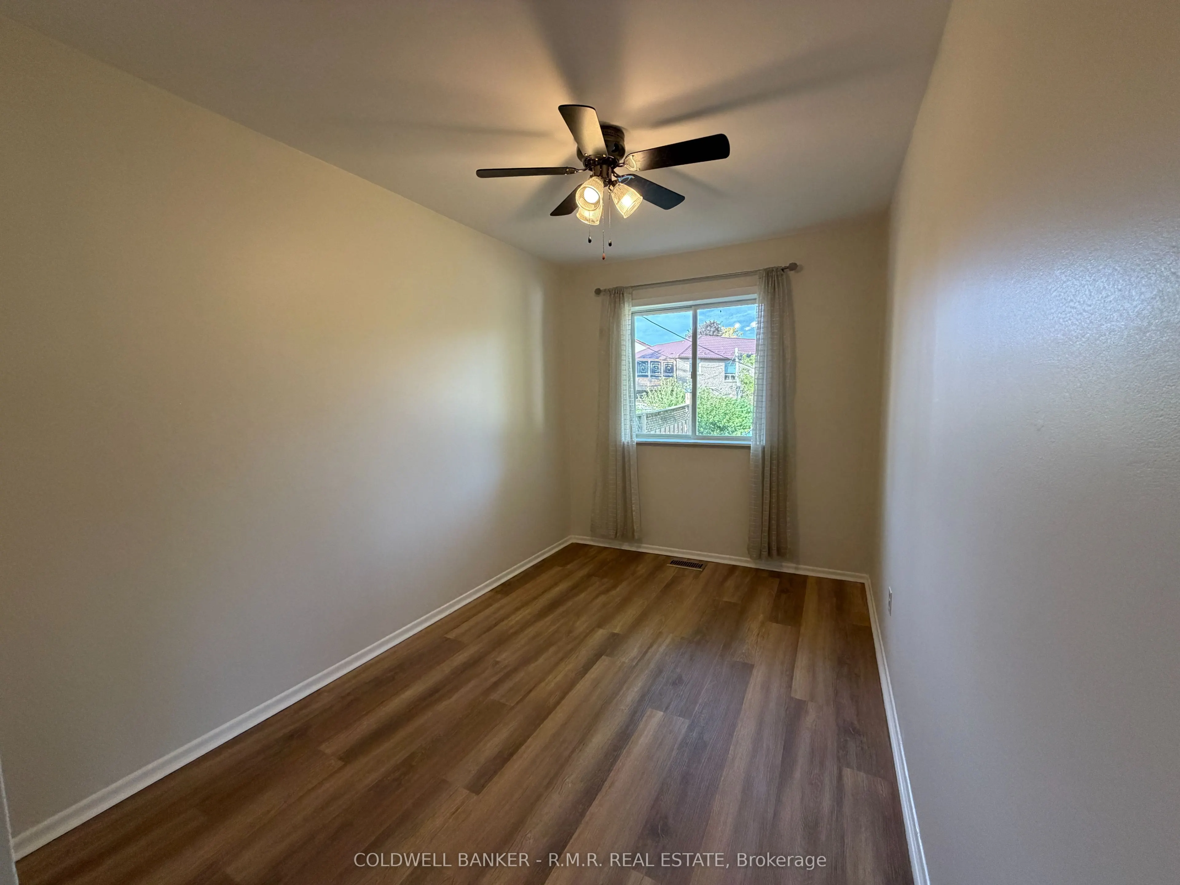 275 Silverbirch Drive
