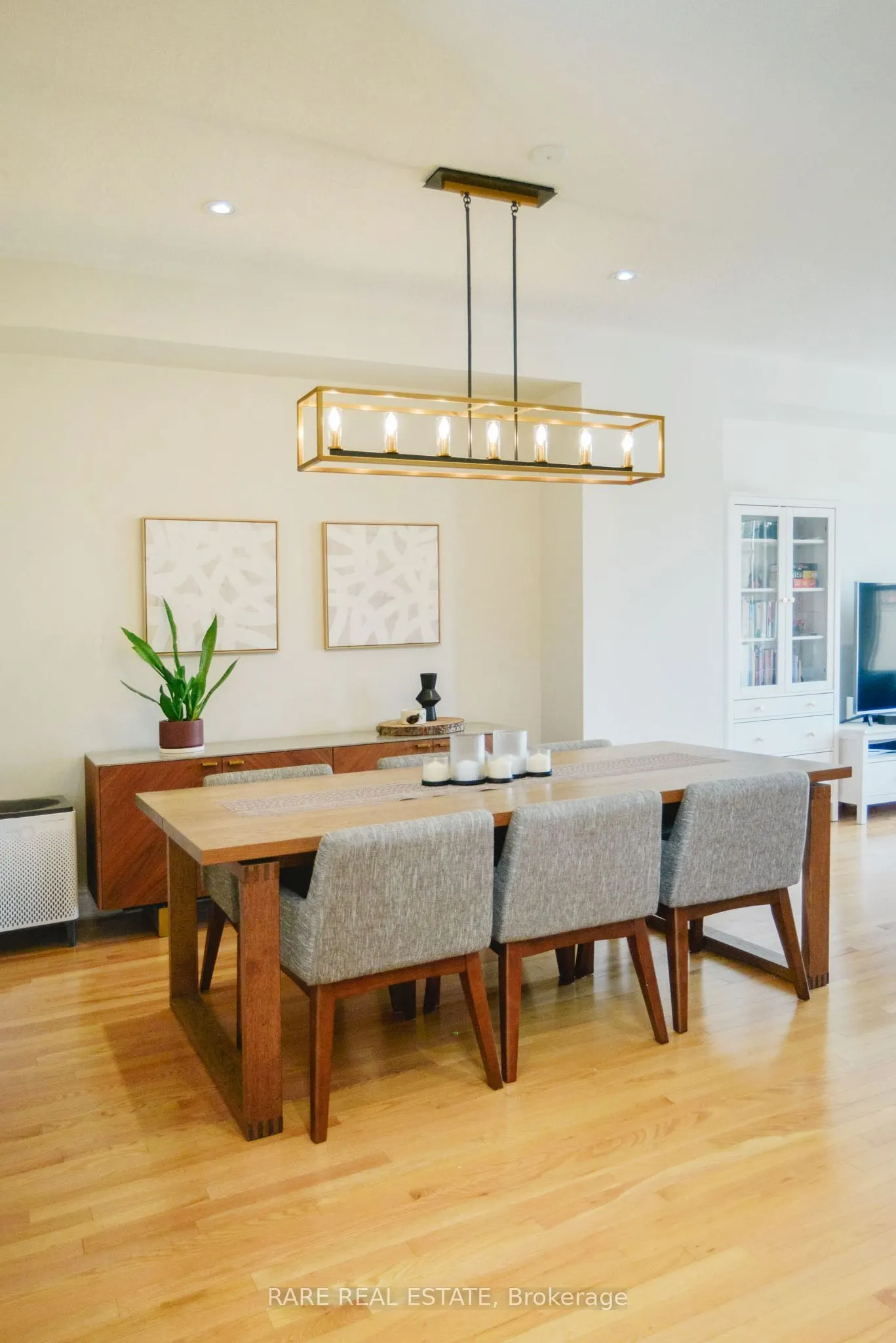 10 Porter Avenue W, #35