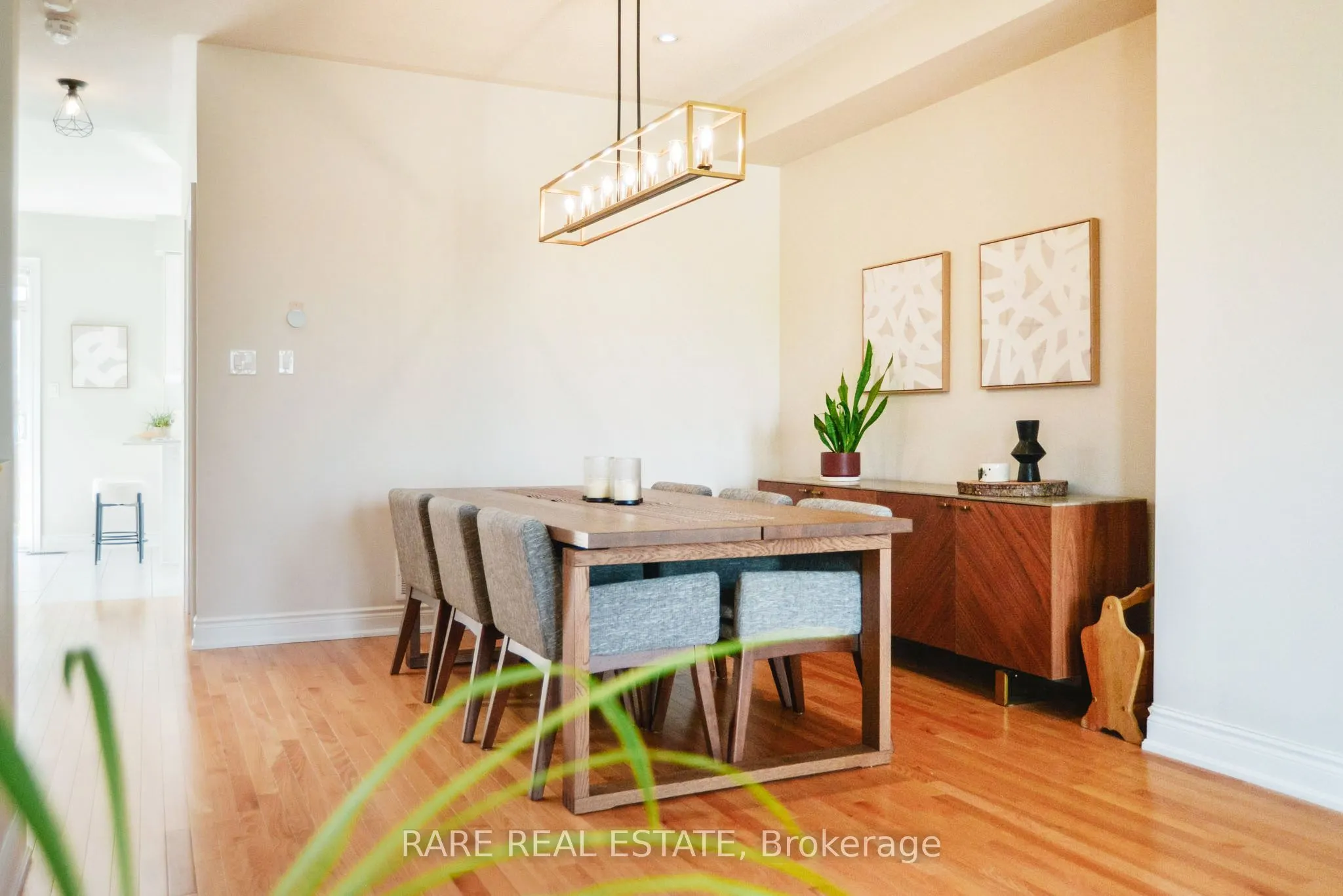 10 Porter Avenue W, #35