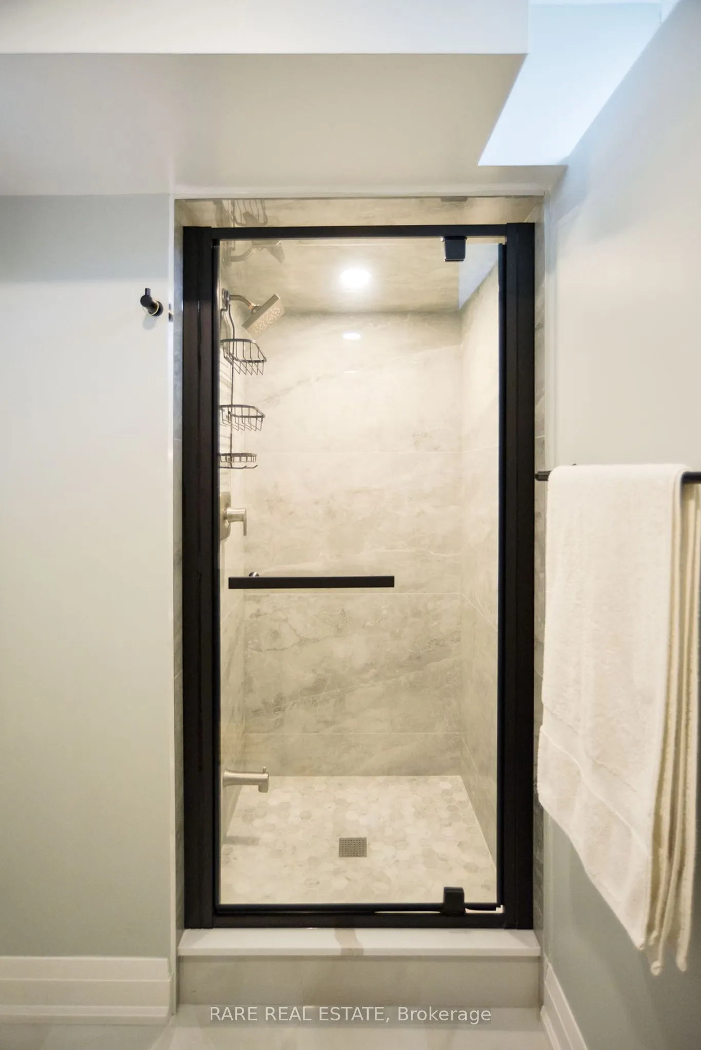 10 Porter Avenue W, #35