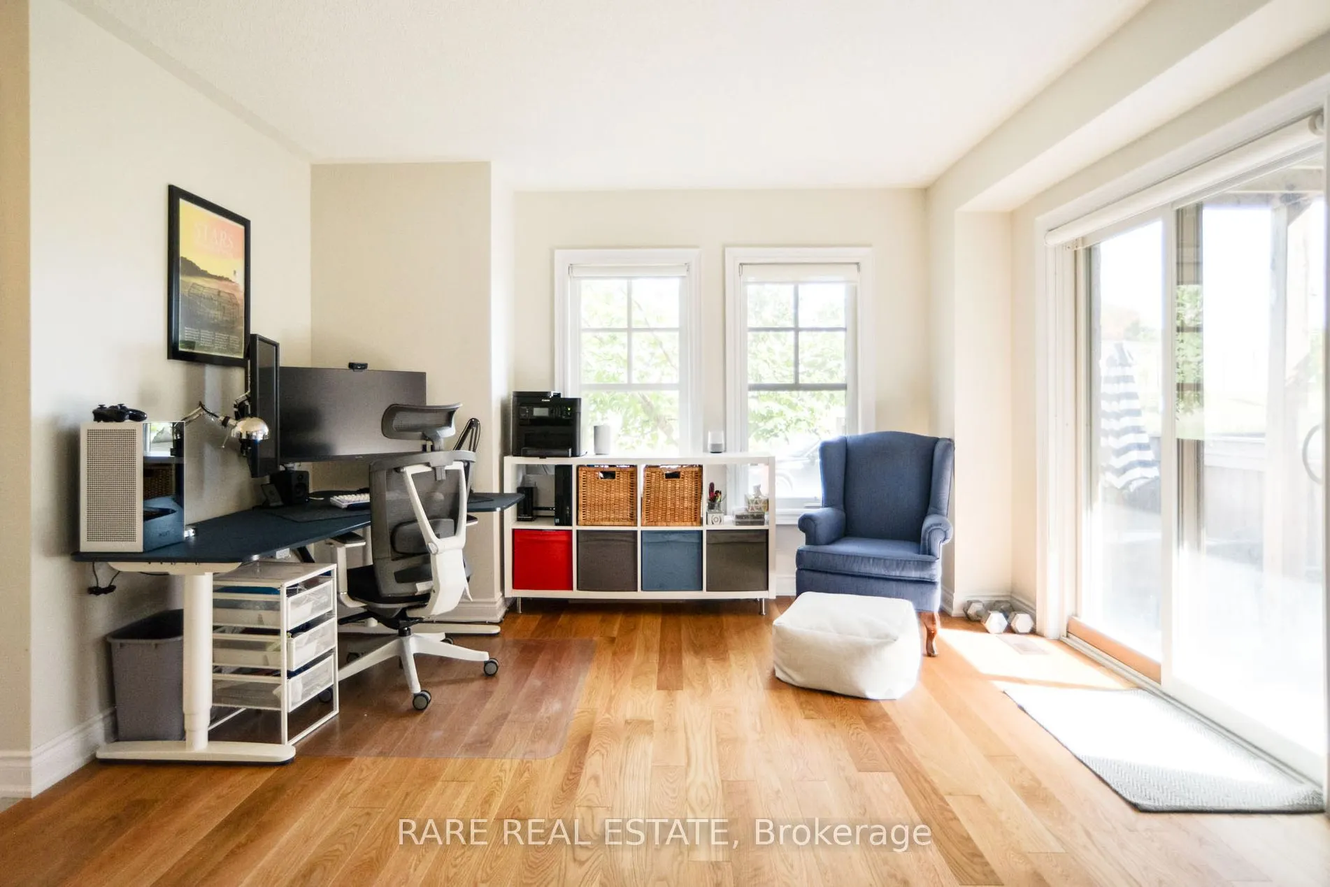 10 Porter Avenue W, #35