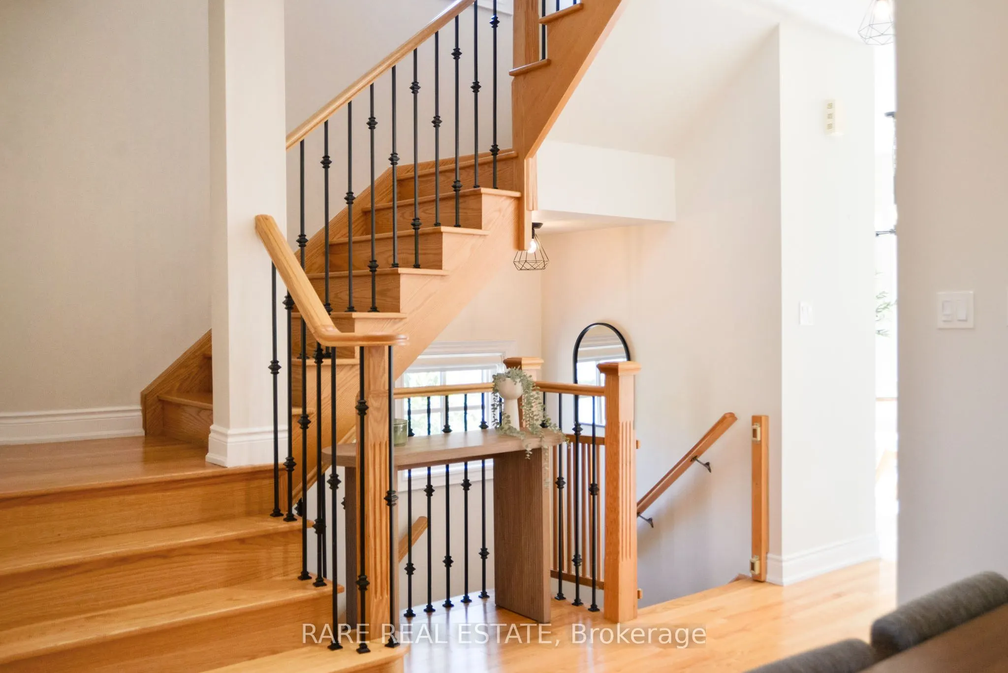 10 Porter Avenue W, #35