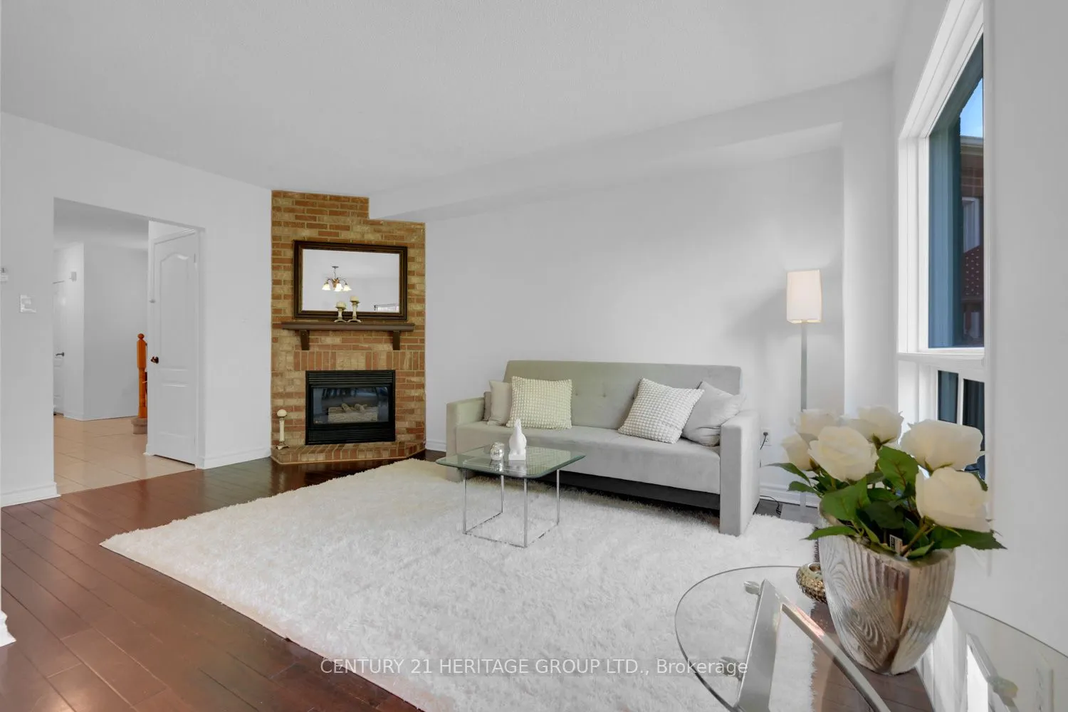 431 Carruthers Avenue, #Upper