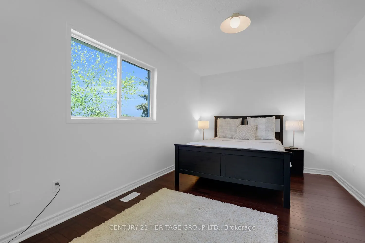 431 Carruthers Avenue, #Upper