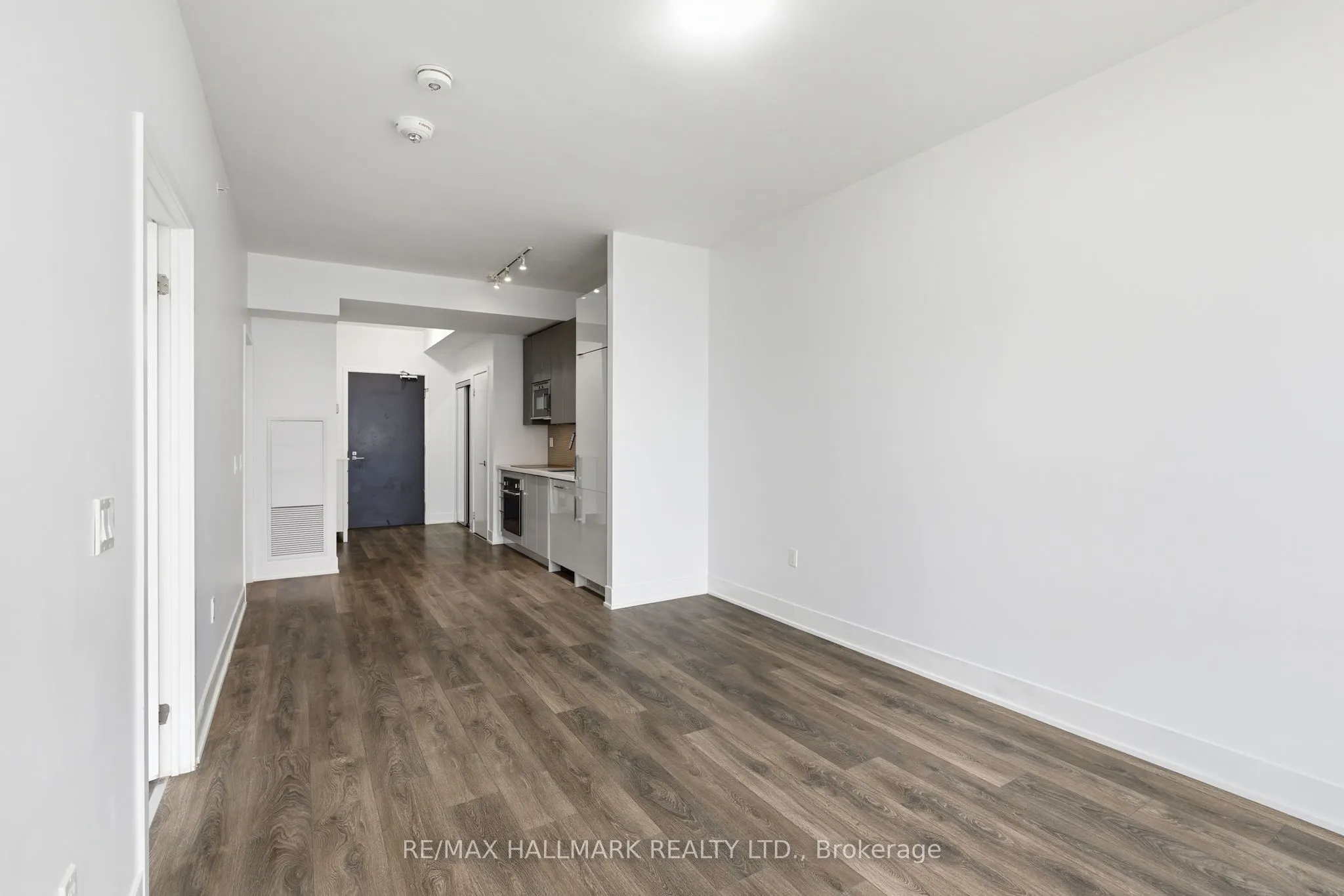 2916 Highway 7 Road W, #2406