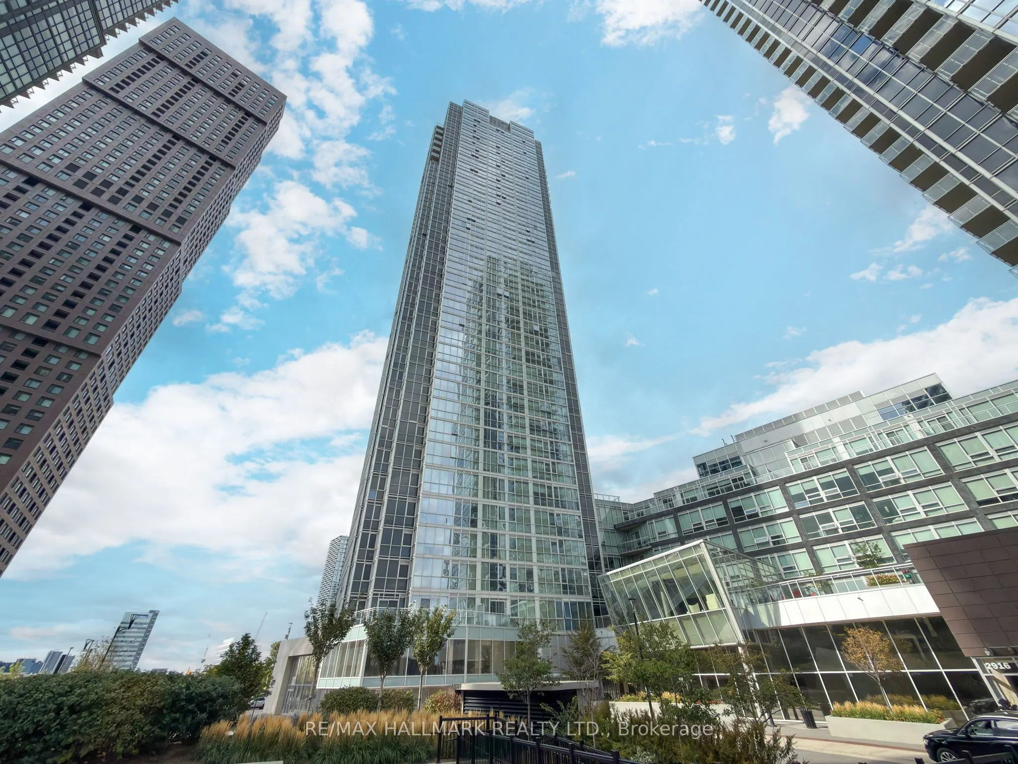 2916 Highway 7 Road W, #2406