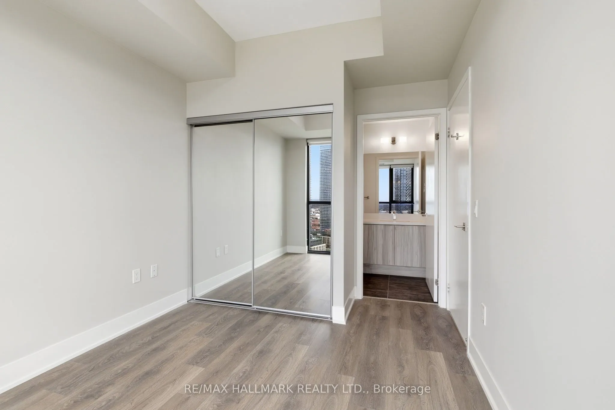 2916 Highway 7 Road W, #2406