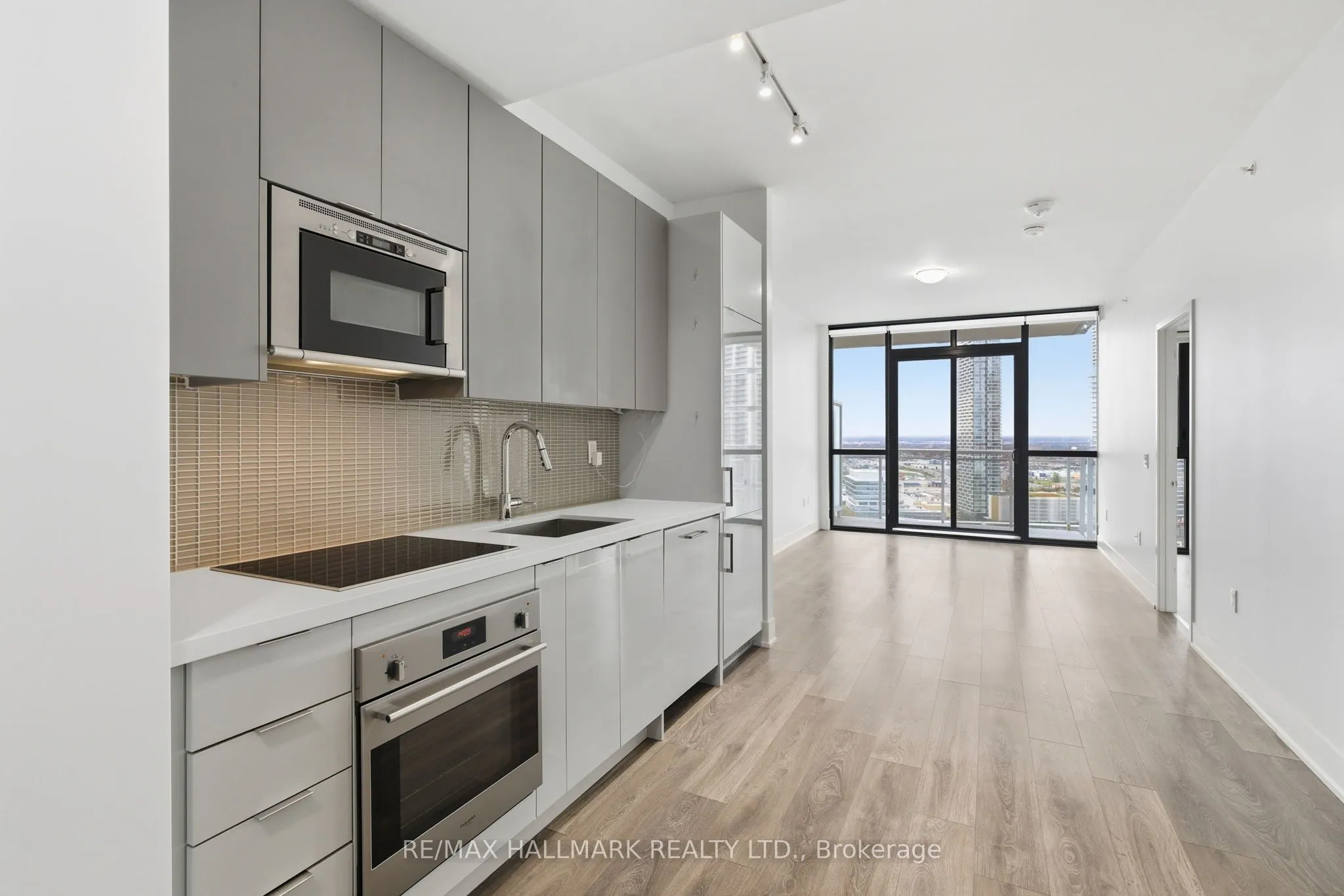2916 Highway 7 Road W, #2406