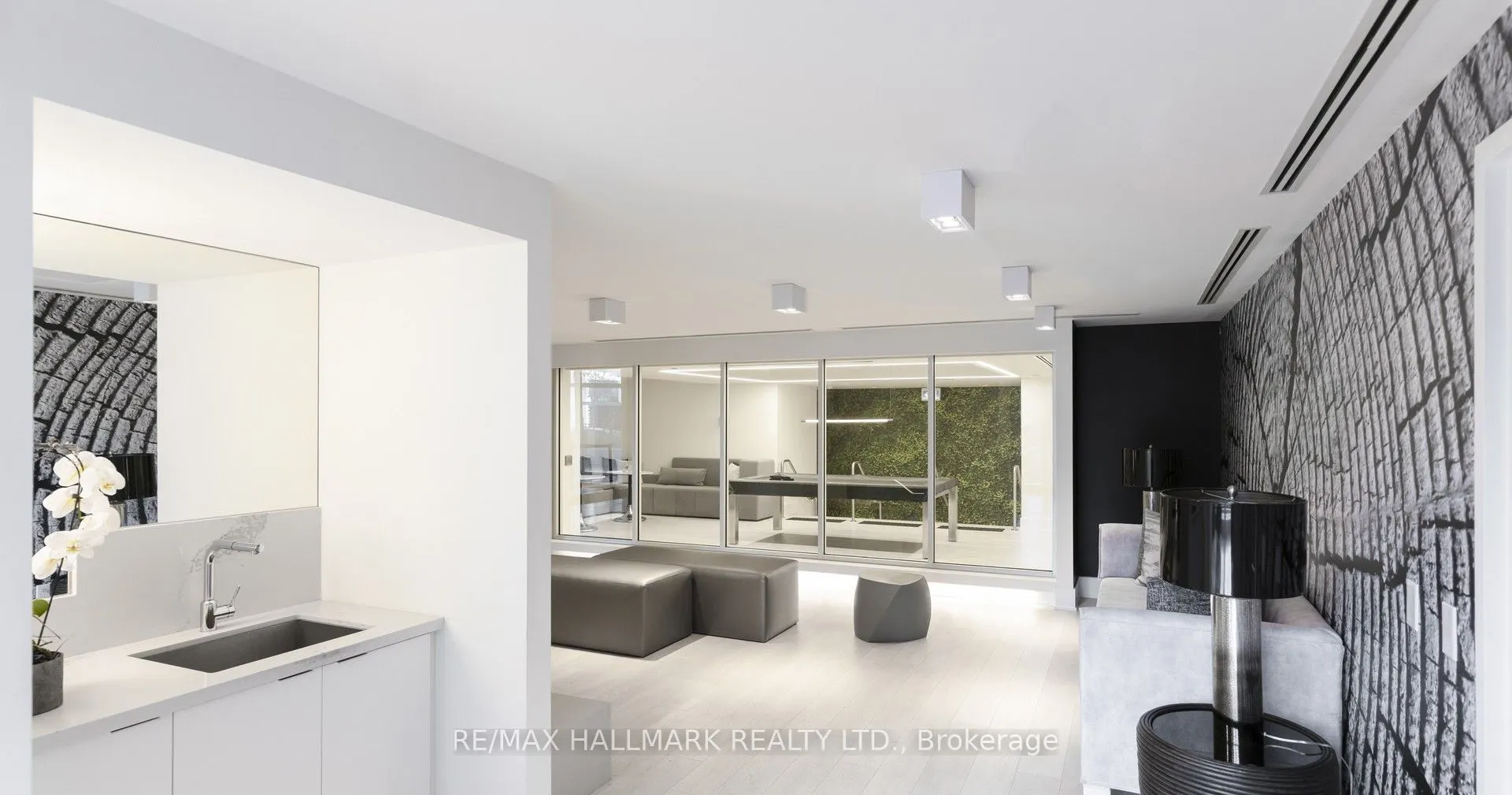 2916 Highway 7 Road W, #2406