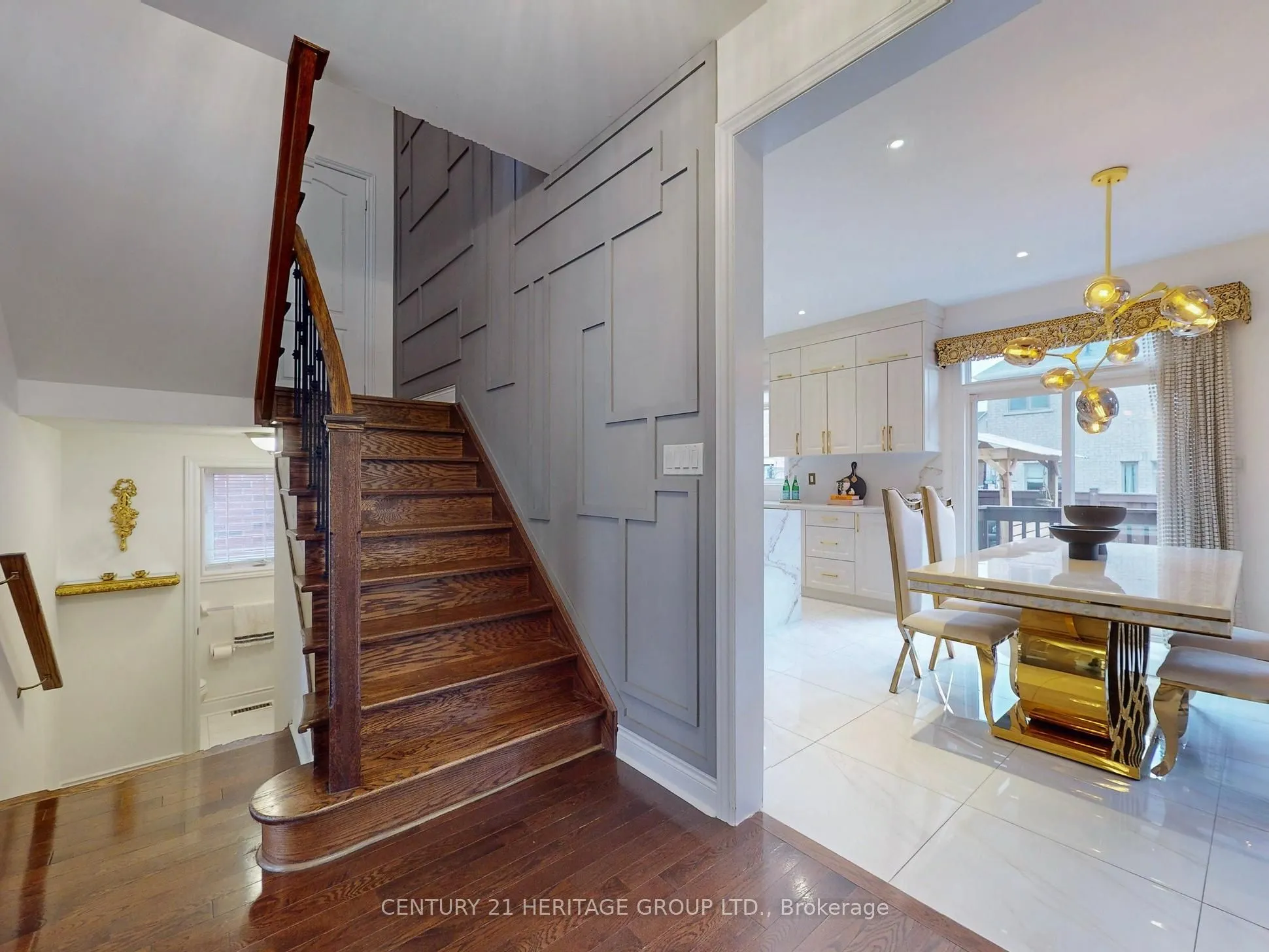 1062 Blackhall Crescent