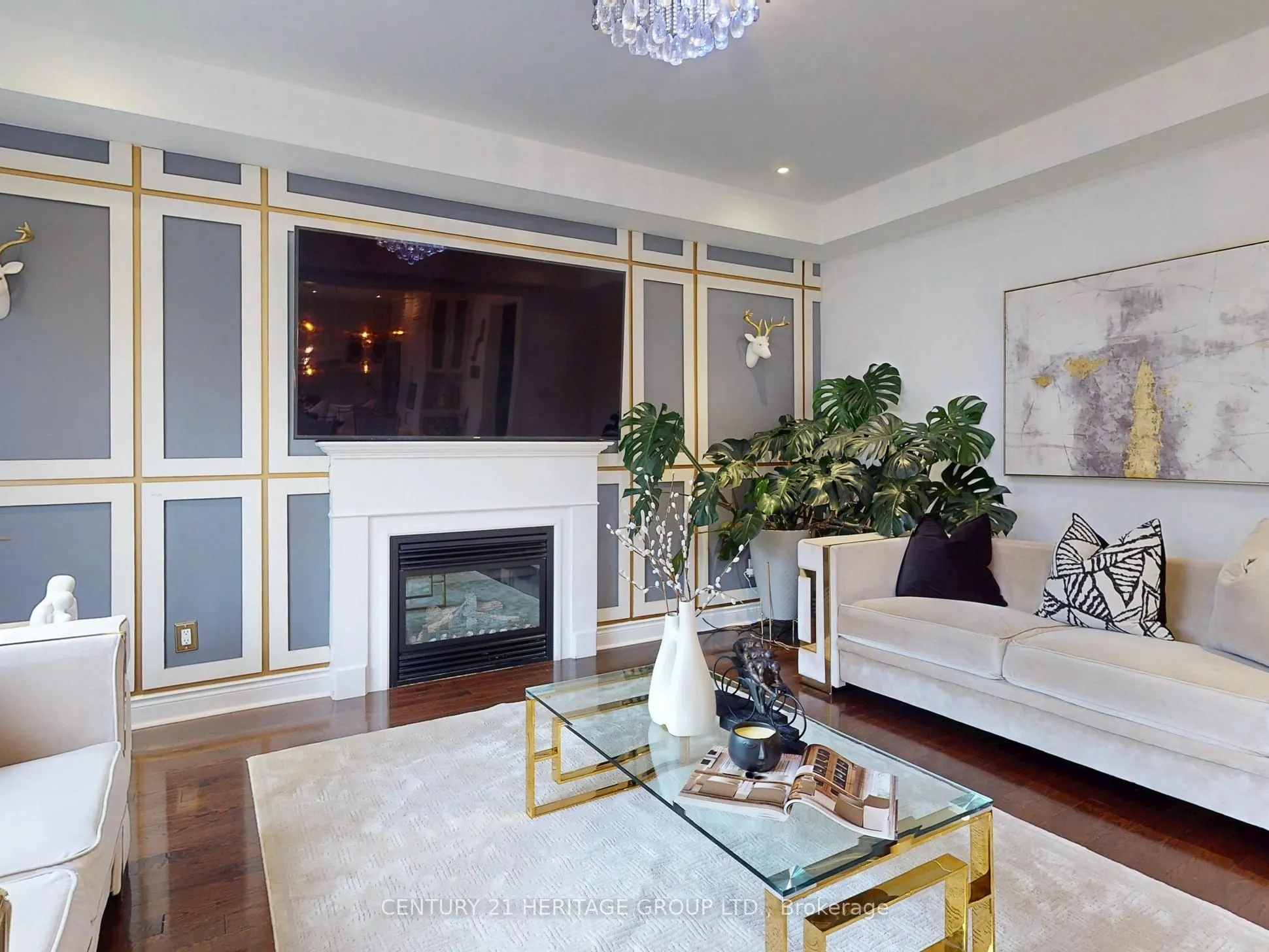 1062 Blackhall Crescent