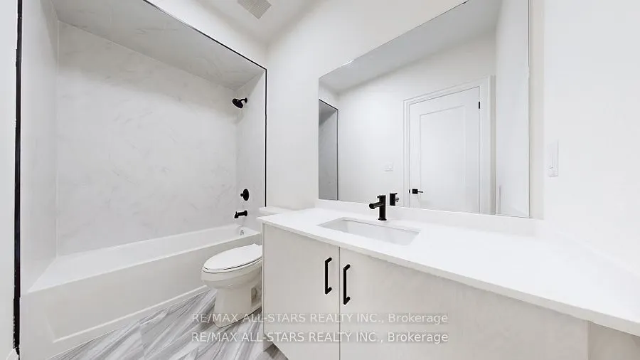 48 Third Avenue S