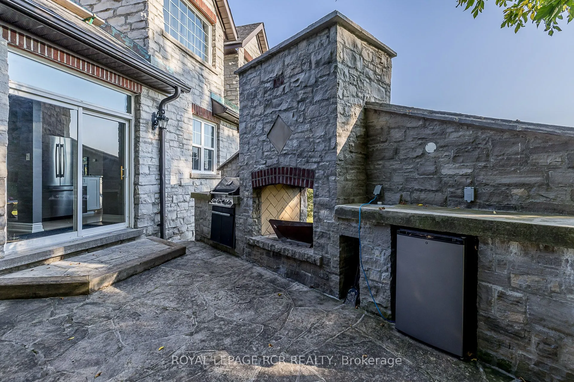 3810 Front Street